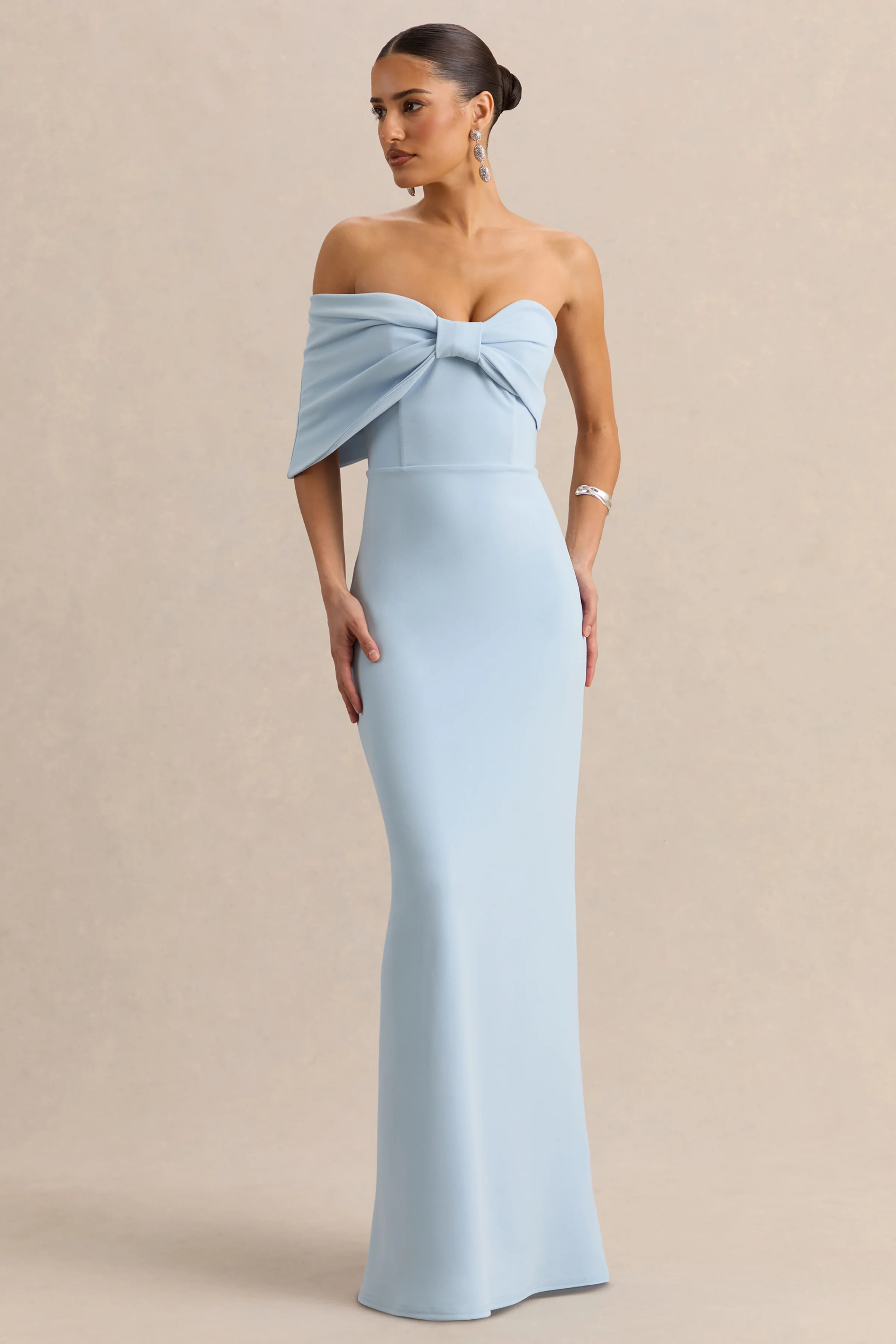 Agatha | Poederblauwe Strik Bardot Hals Maxi Jurk