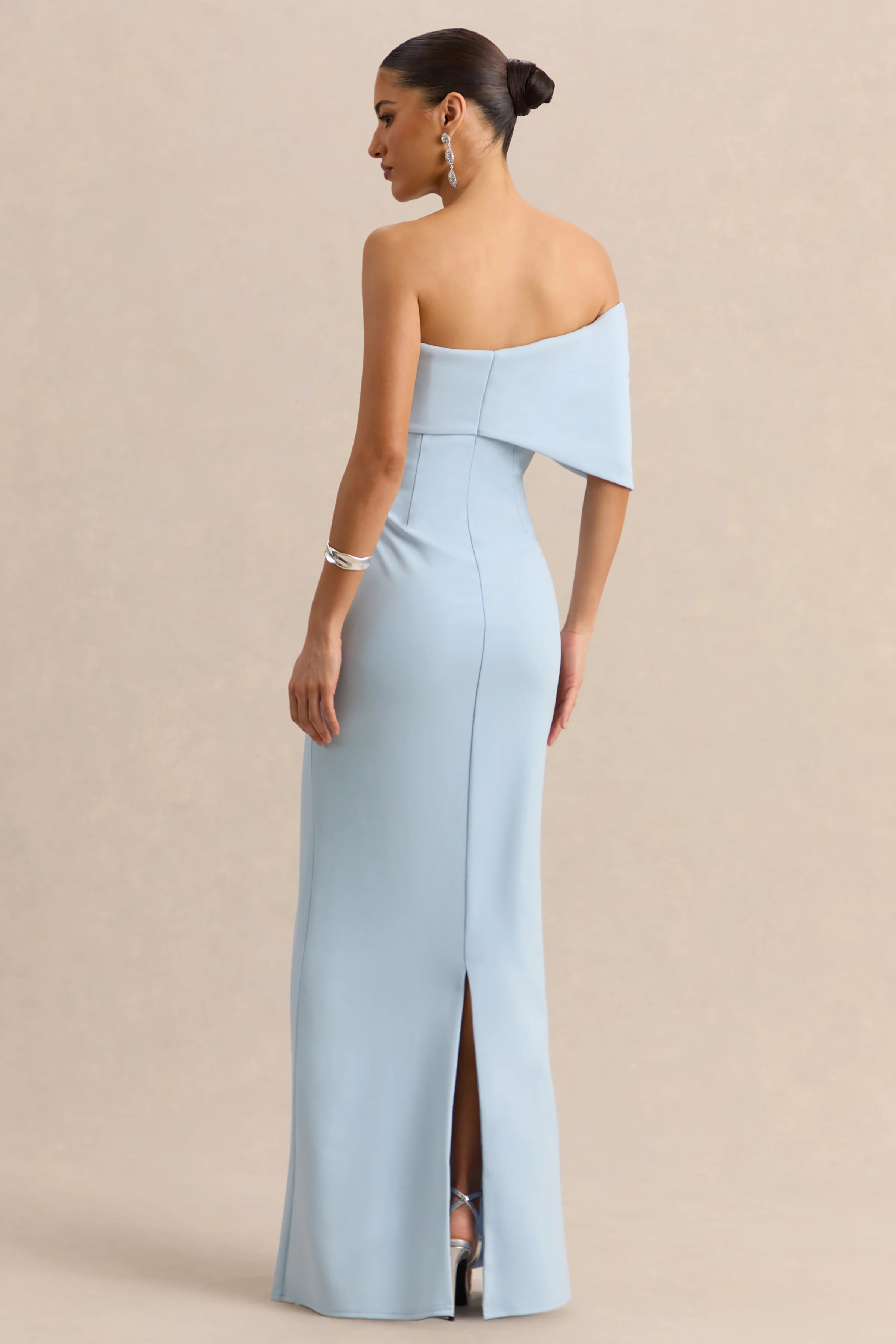 Agatha | Poederblauwe Strik Bardot Hals Maxi Jurk - Image 2