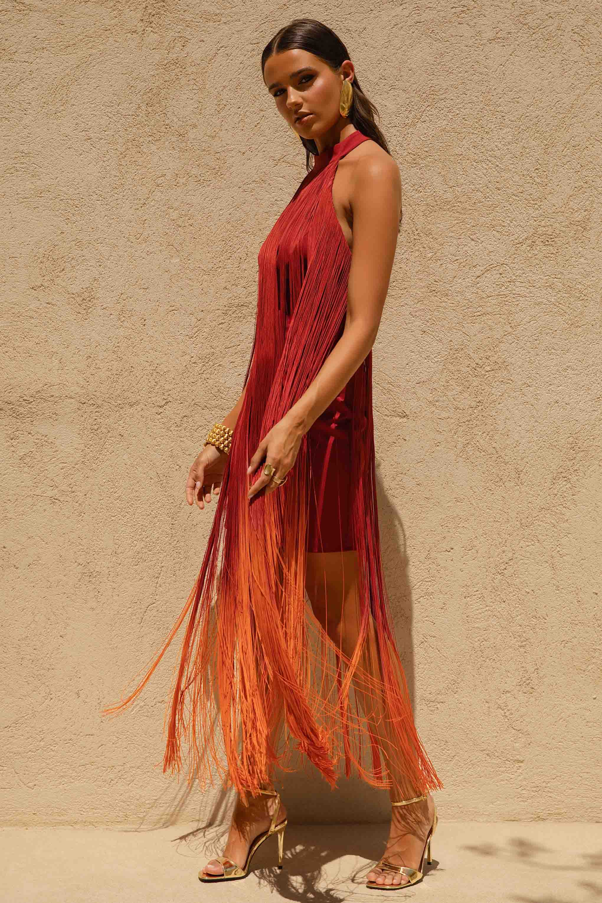 Alessia | Oranje Ombre Hoge Hals Maxi Jurk Met Franje - Image 4