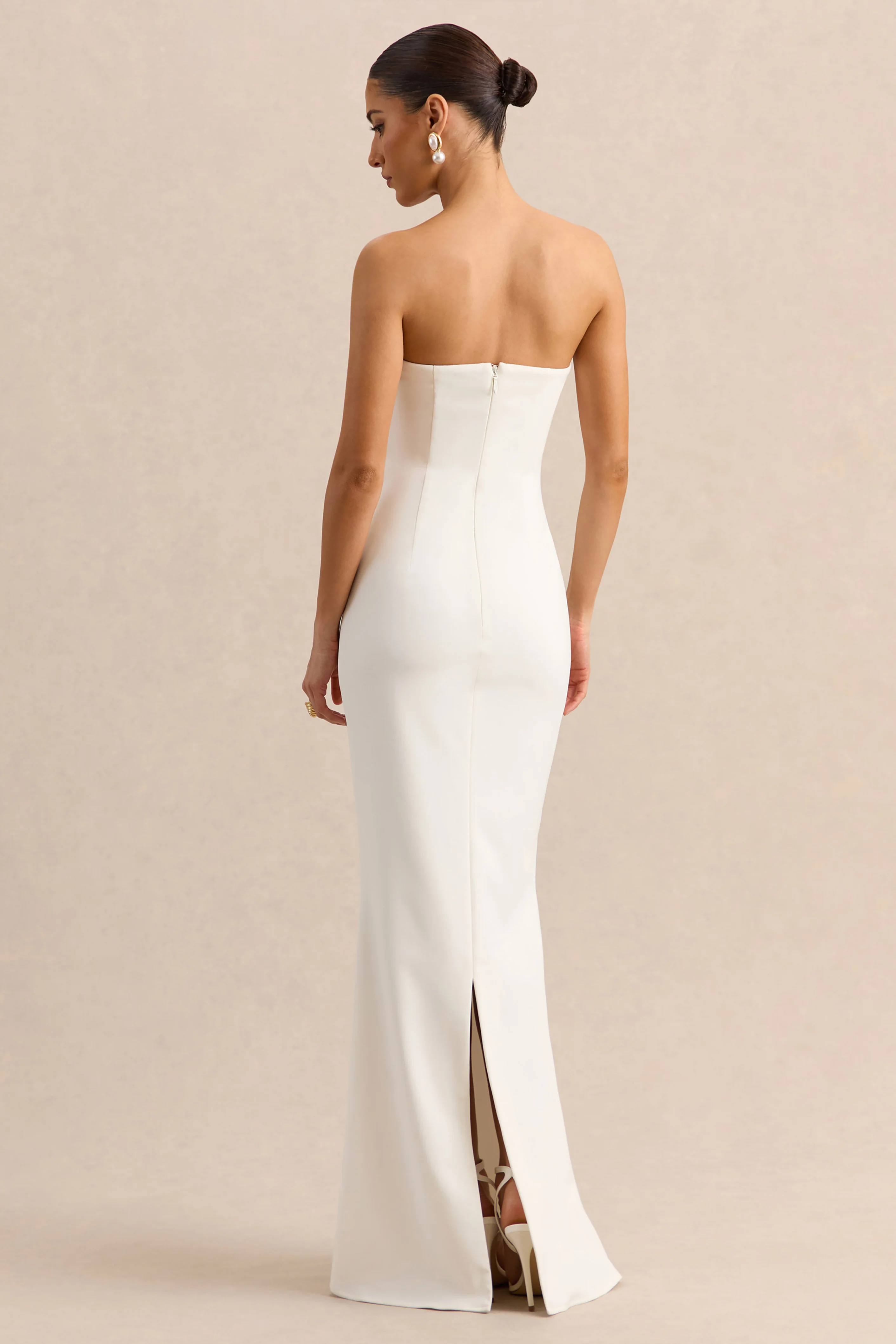 Alina | Witte Bandeau Maxi-Jurk Met Cape - Image 7
