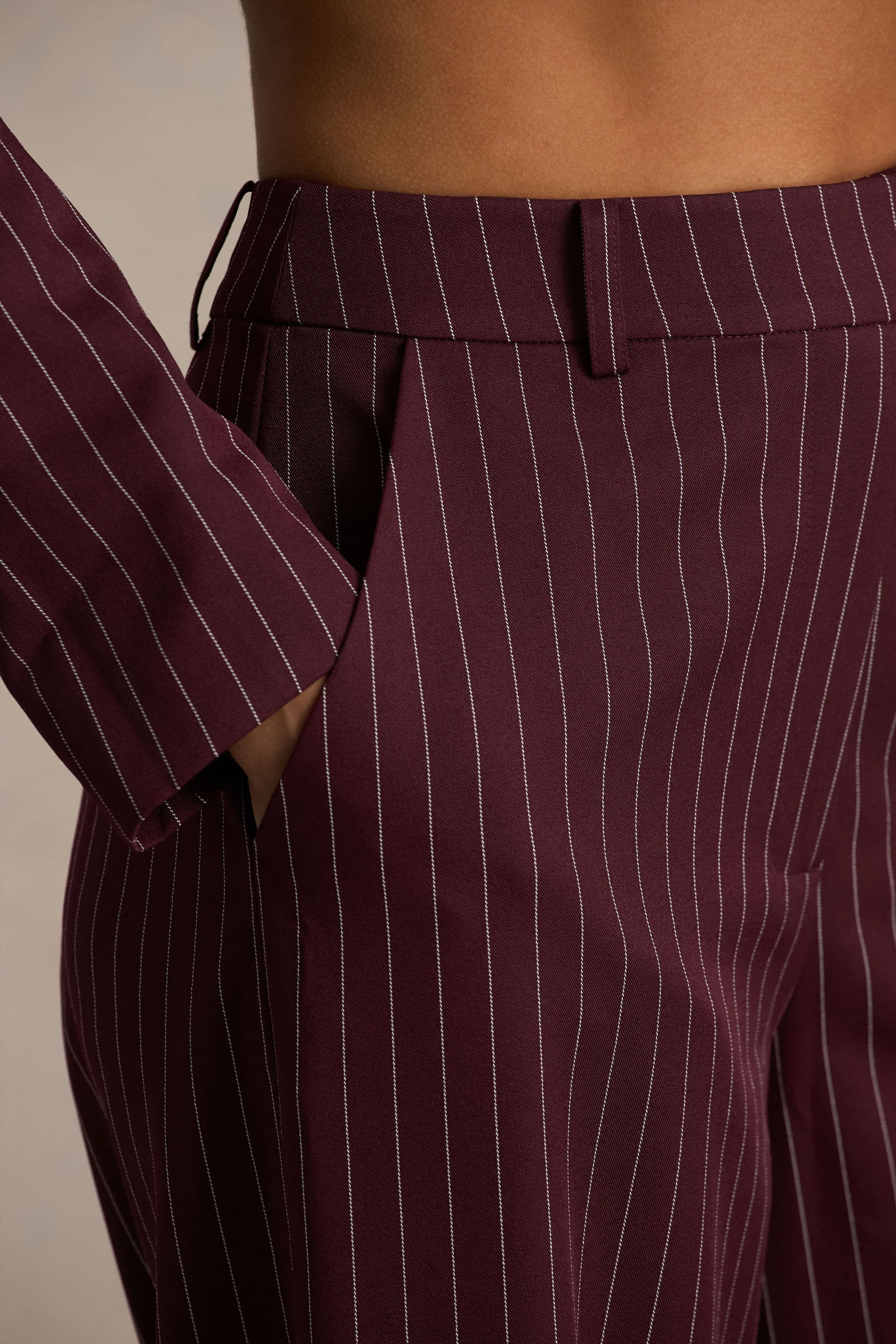Asteria | Bordeaux Krijstreep Broek Met Wijde Pijp - Image 7