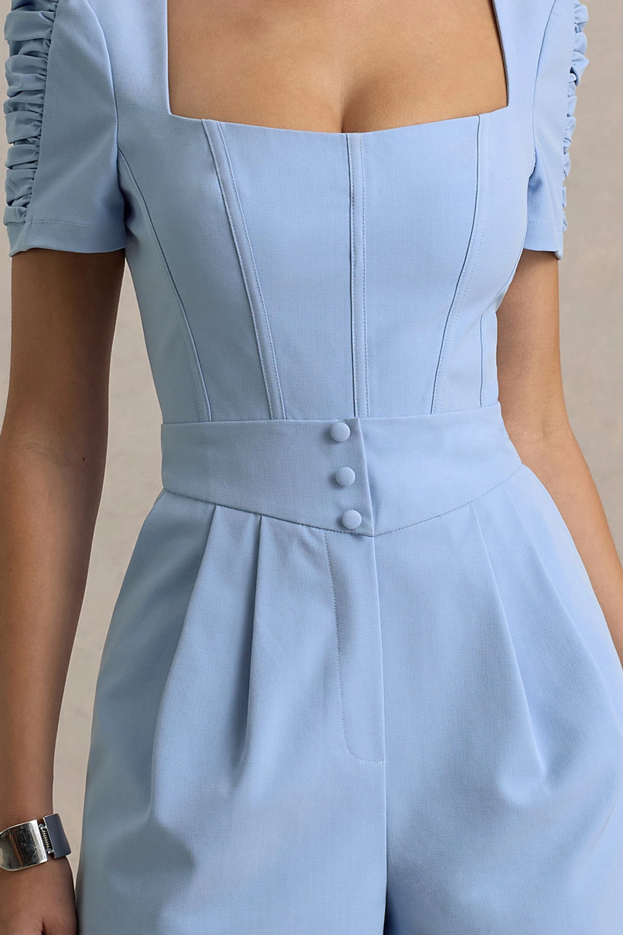 Brizzie | Lichtblauwe Linnen Playsuit Met Korte Mouwen - Image 7