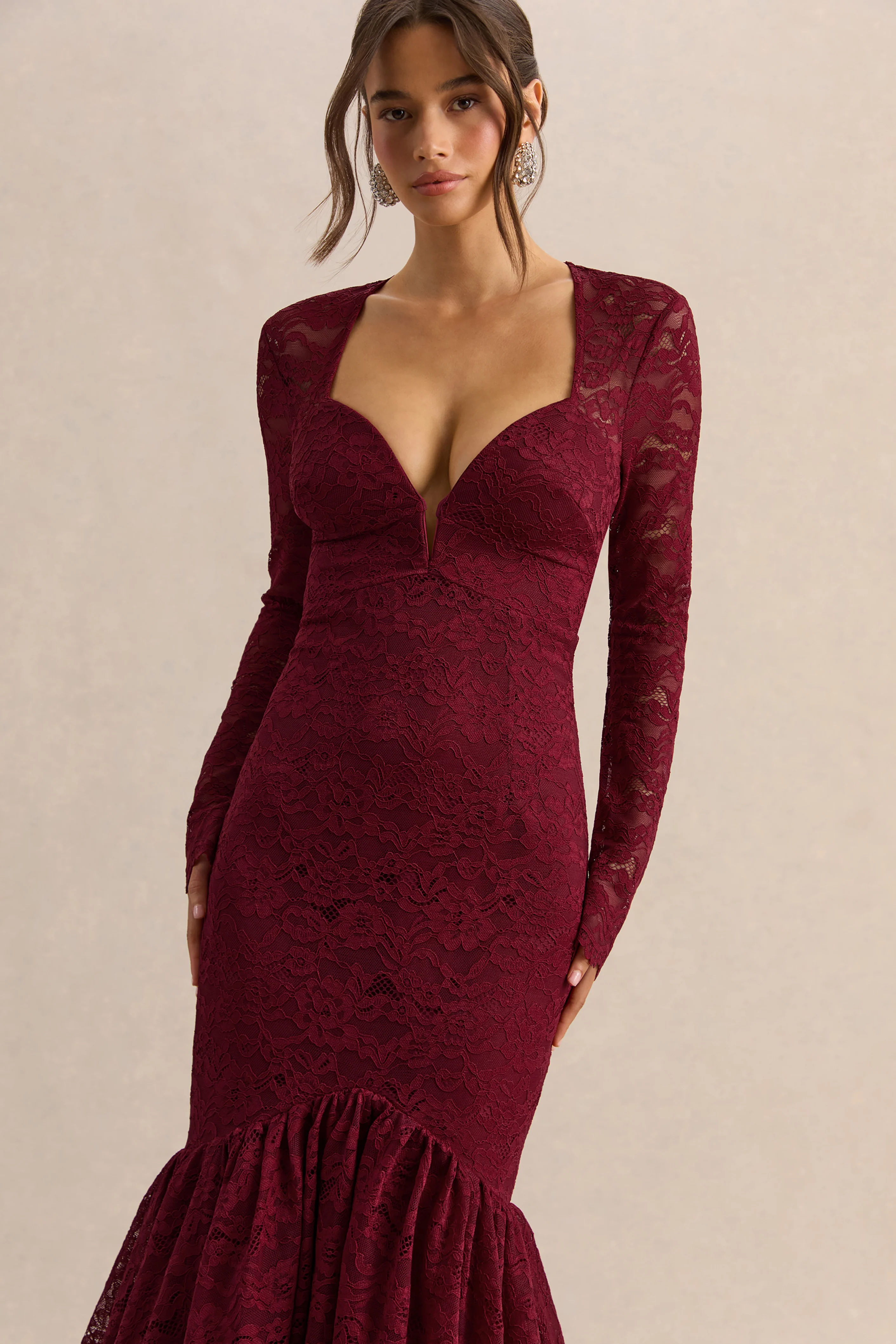 Camilly | Bordeaux Kant Diepe V-Hals Mermaid Midi Jurk - Image 9