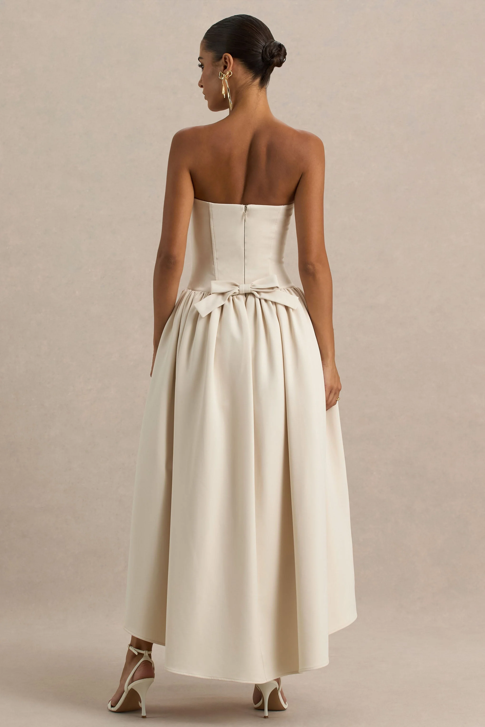 Candice | Crème Bandeau Volumineuze Midi Jurk Met Strik Detail Op Rug - Image 8
