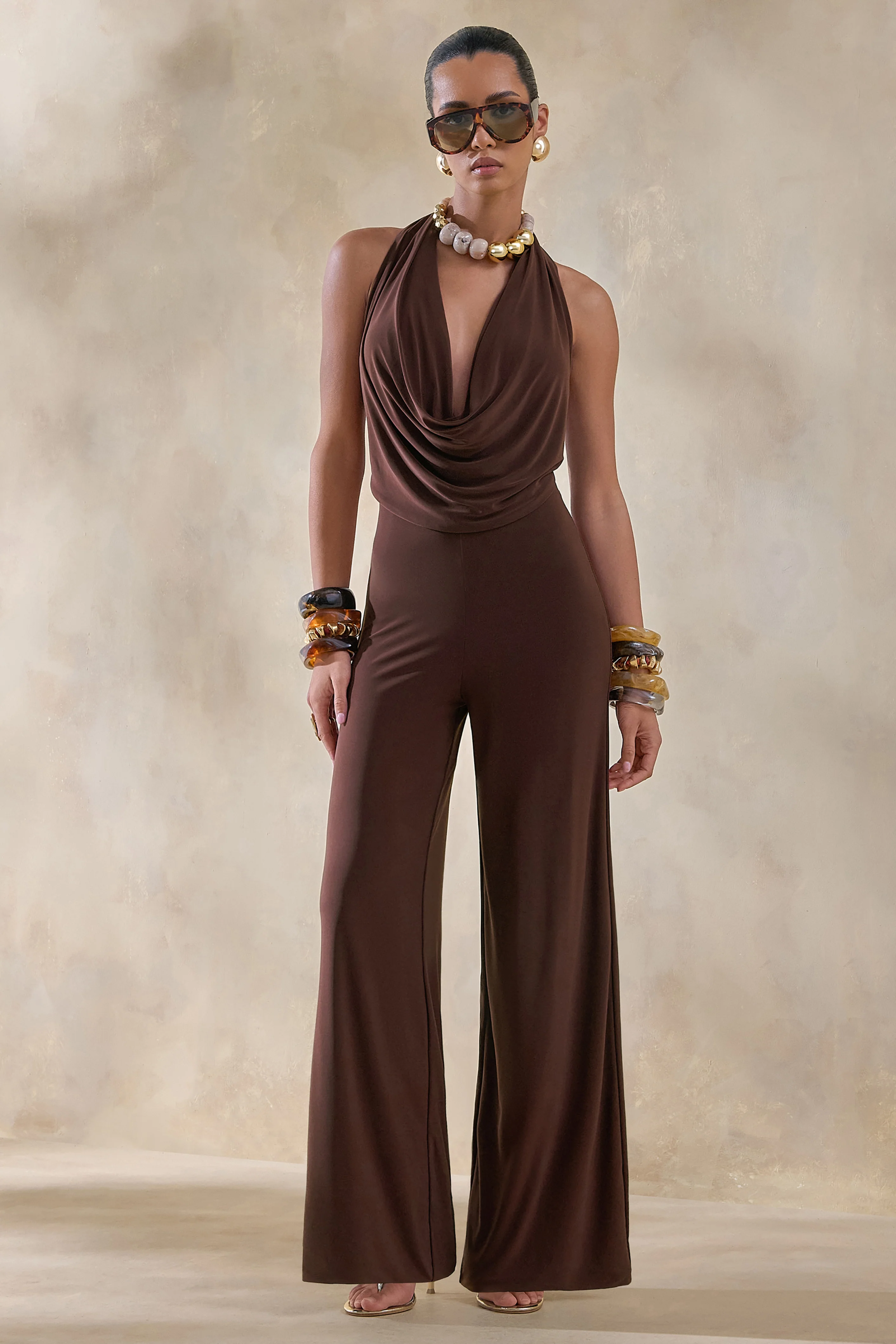 Clemence | Bruine Diepe V-Hals Jumpsuit - Image 4