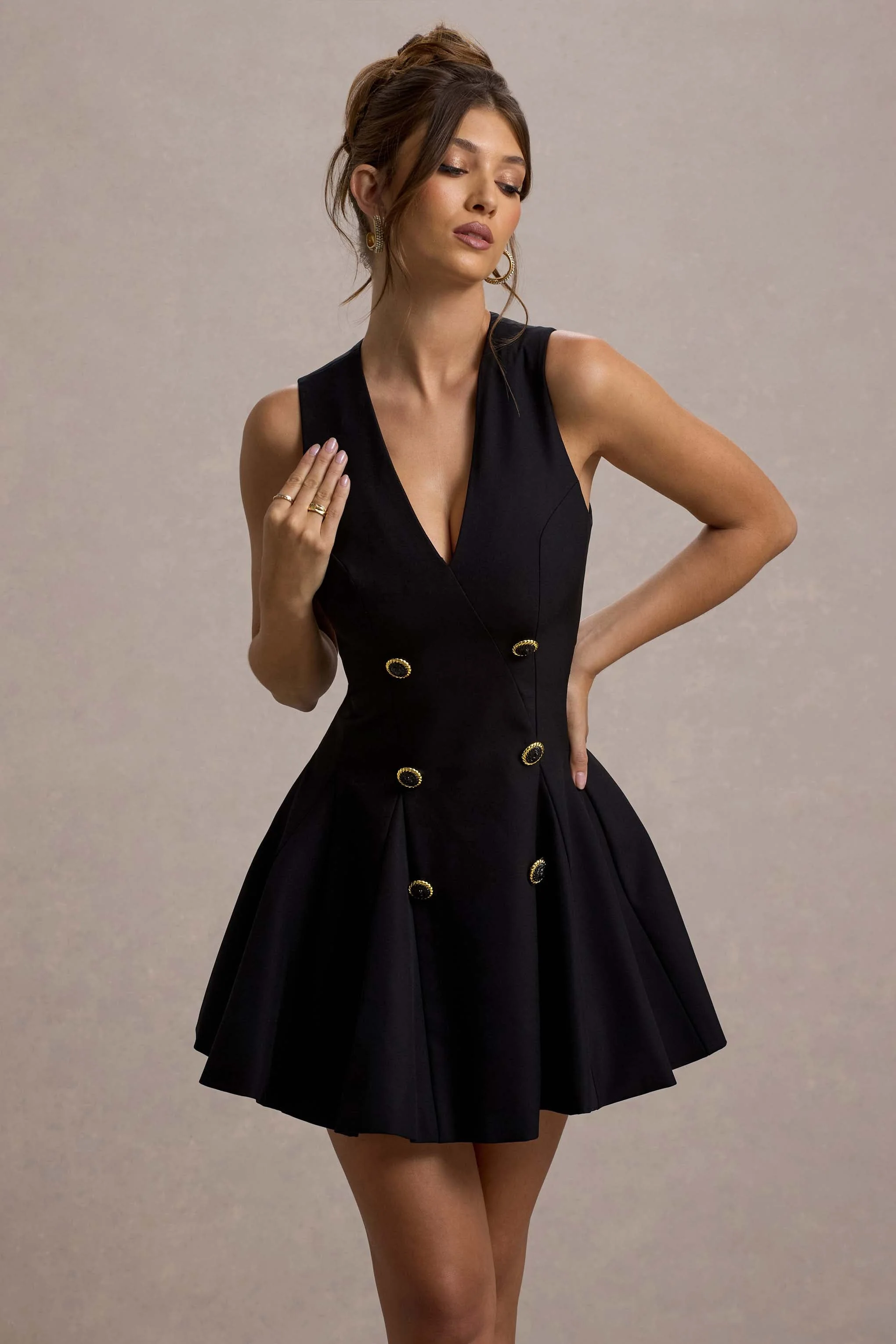 Collette | Zwarte Diepe V- Hals Mini Jurk Met uitsnijding - Image 3