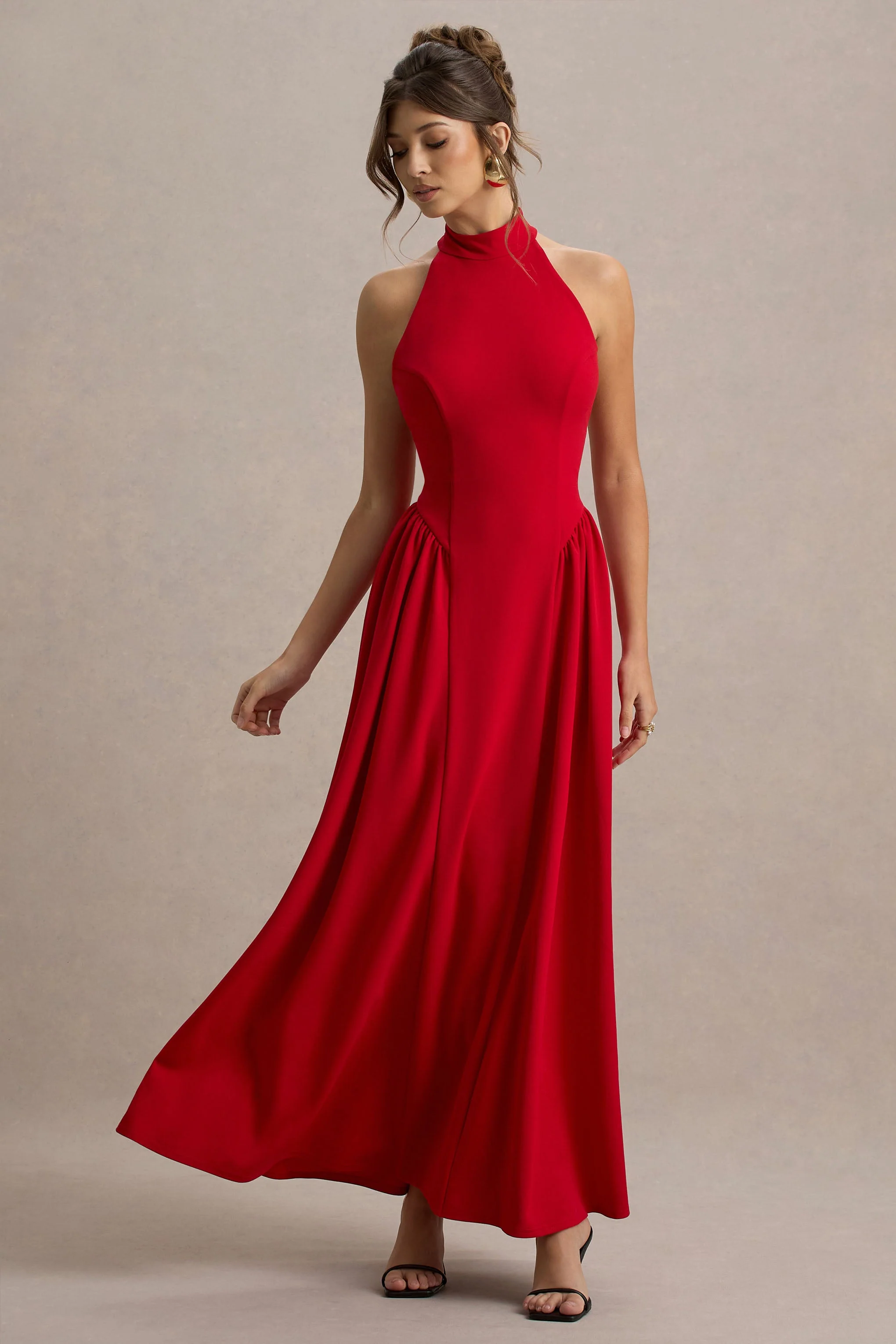 Cynthia | Rode Hoge Hals Maxi Jurk Met Volumineuze Rok - Image 4