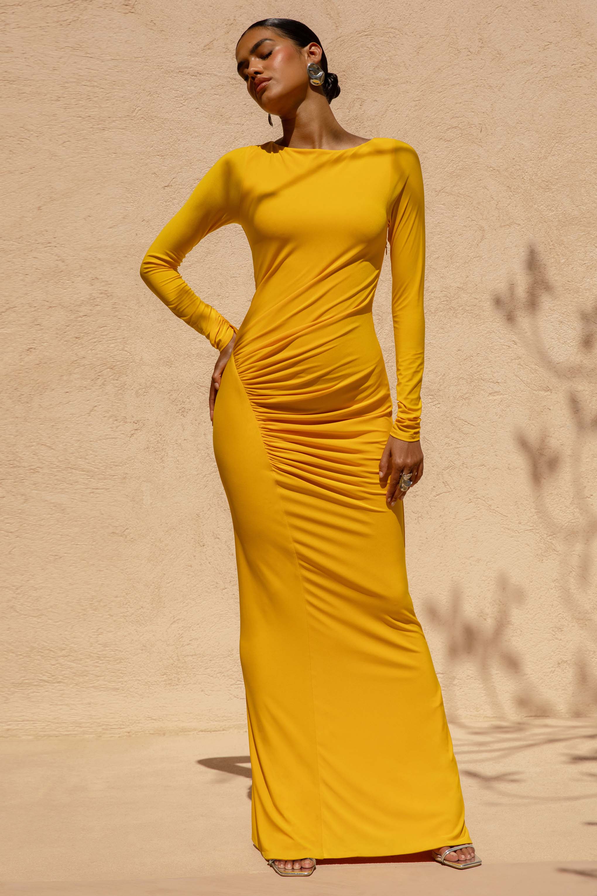Diva | Oranje Slash Hals Maxi Jurk Met Gerimpeld Details - Image 3