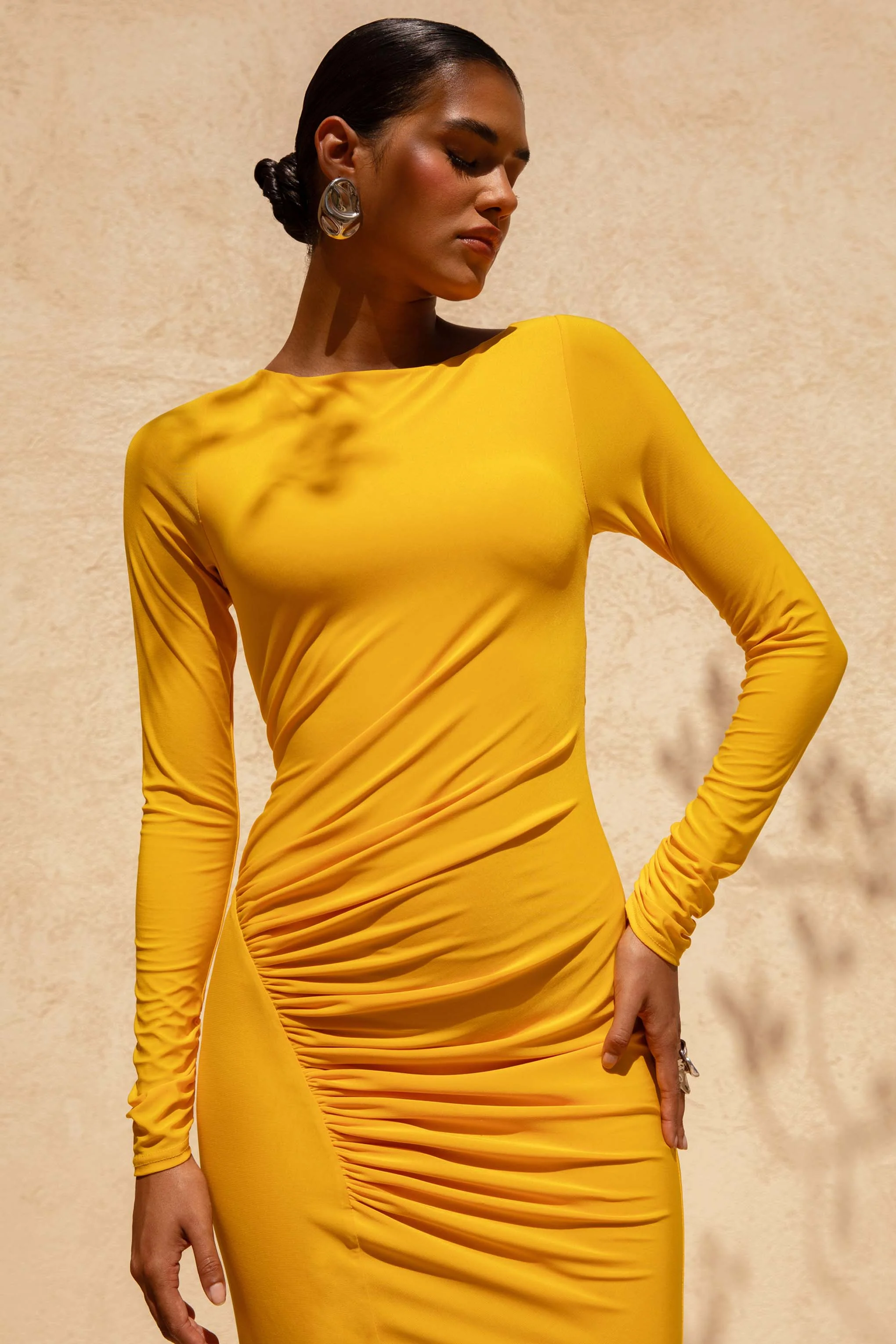 Diva | Oranje Slash Hals Maxi Jurk Met Gerimpeld Details - Image 6