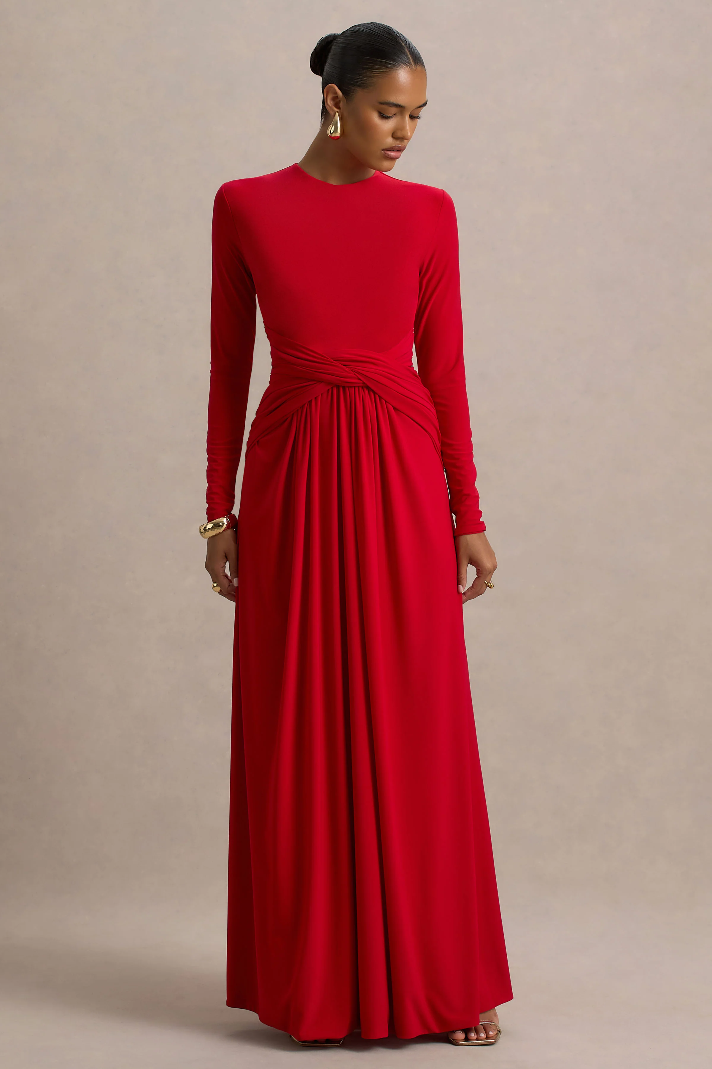 Estrella | Rode Hoge Hals Maxi Jurk Met Gerimpeld Details - Image 5