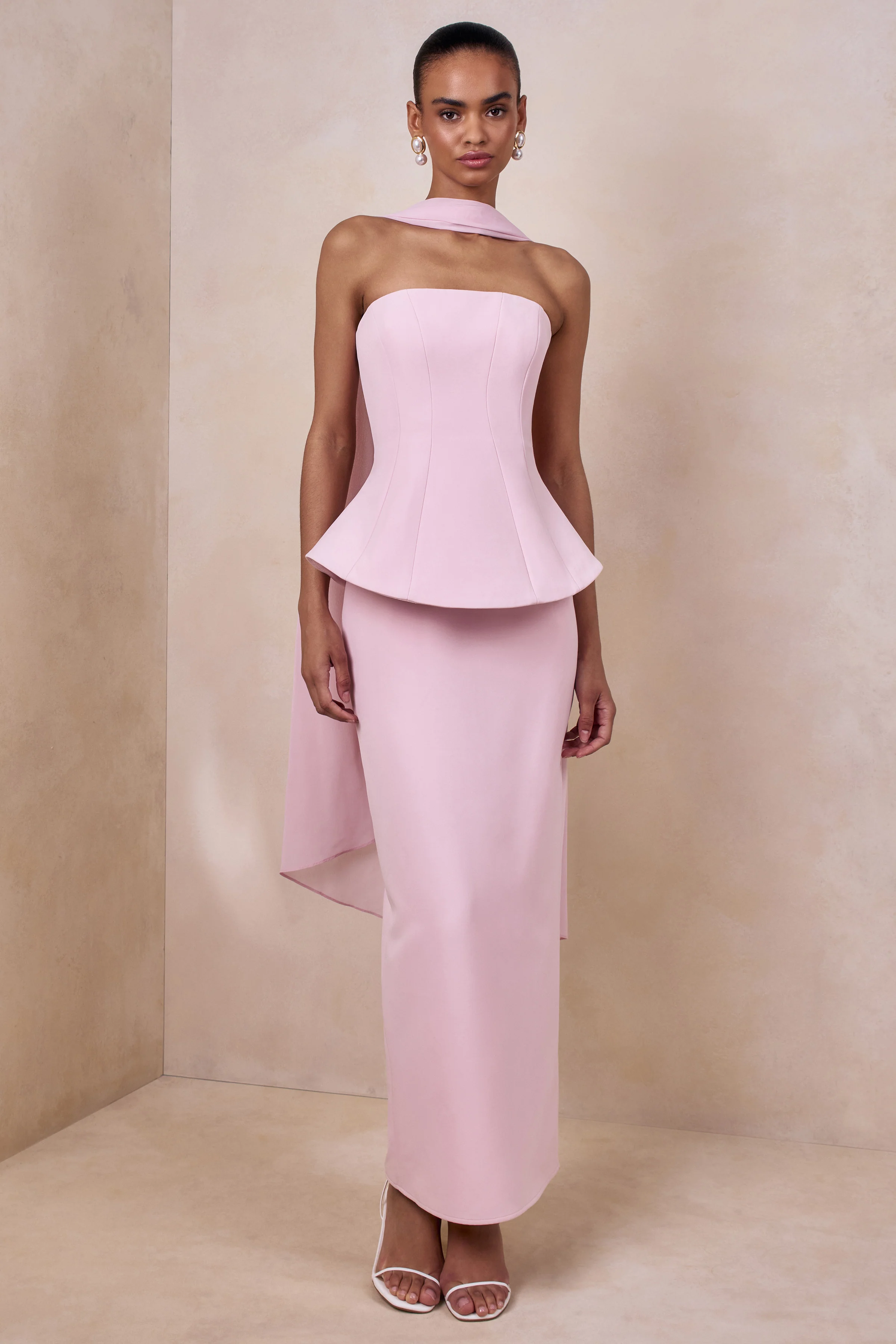 Farron | Licht Roze Bandeau Korset Maxi Jurk Met Sjaal Detail