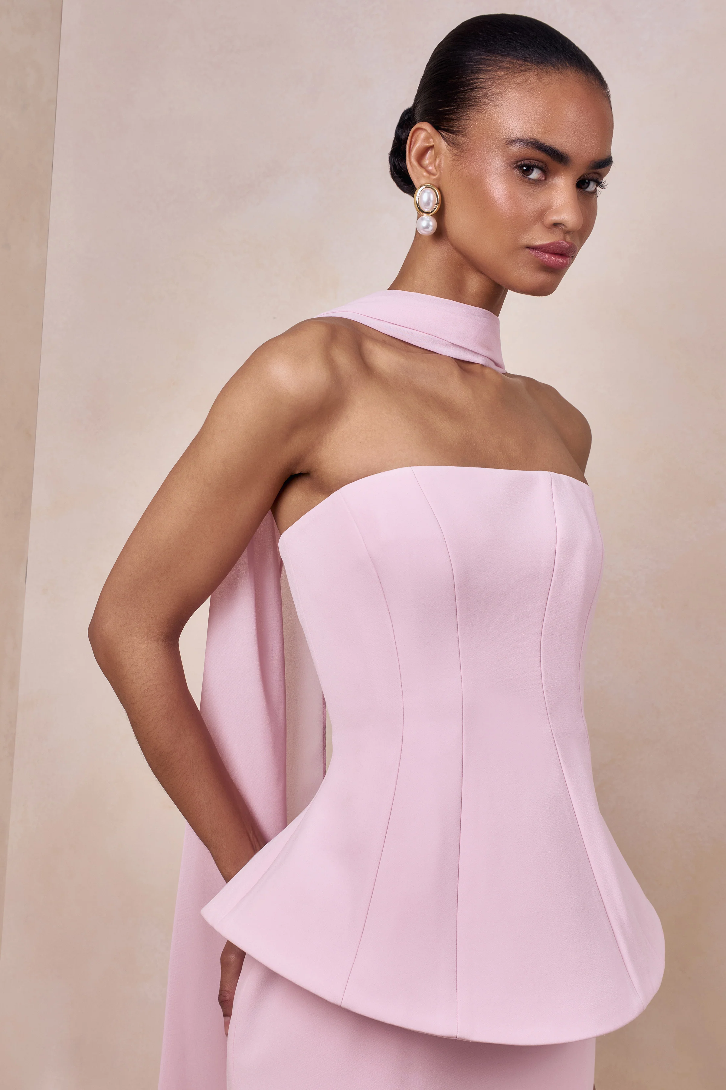 Farron | Licht Roze Bandeau Korset Maxi Jurk Met Sjaal Detail - Image 6