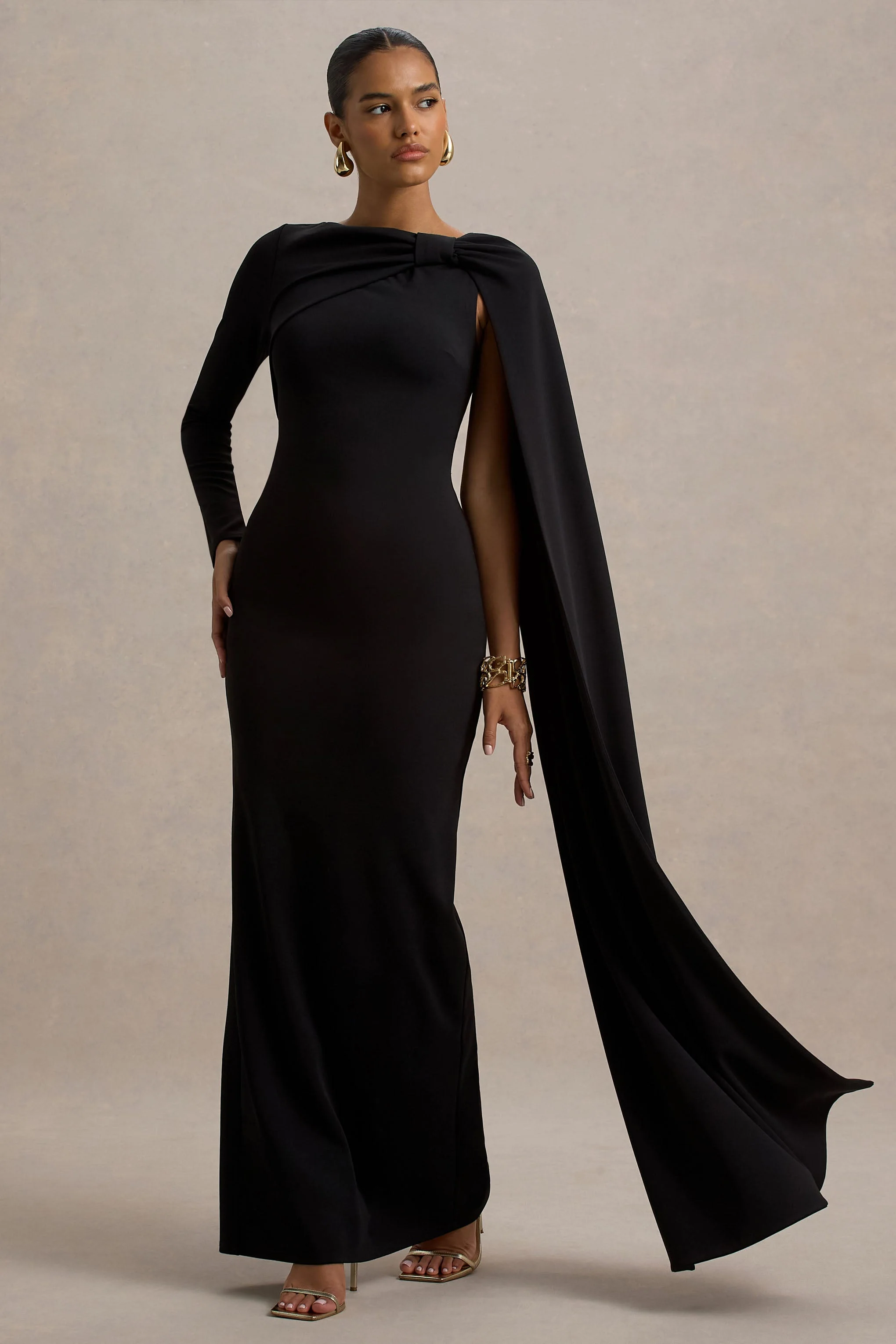 Frances | Zwarte Hoge Hals Maxi Jurk Met Cape Detail - Image 5