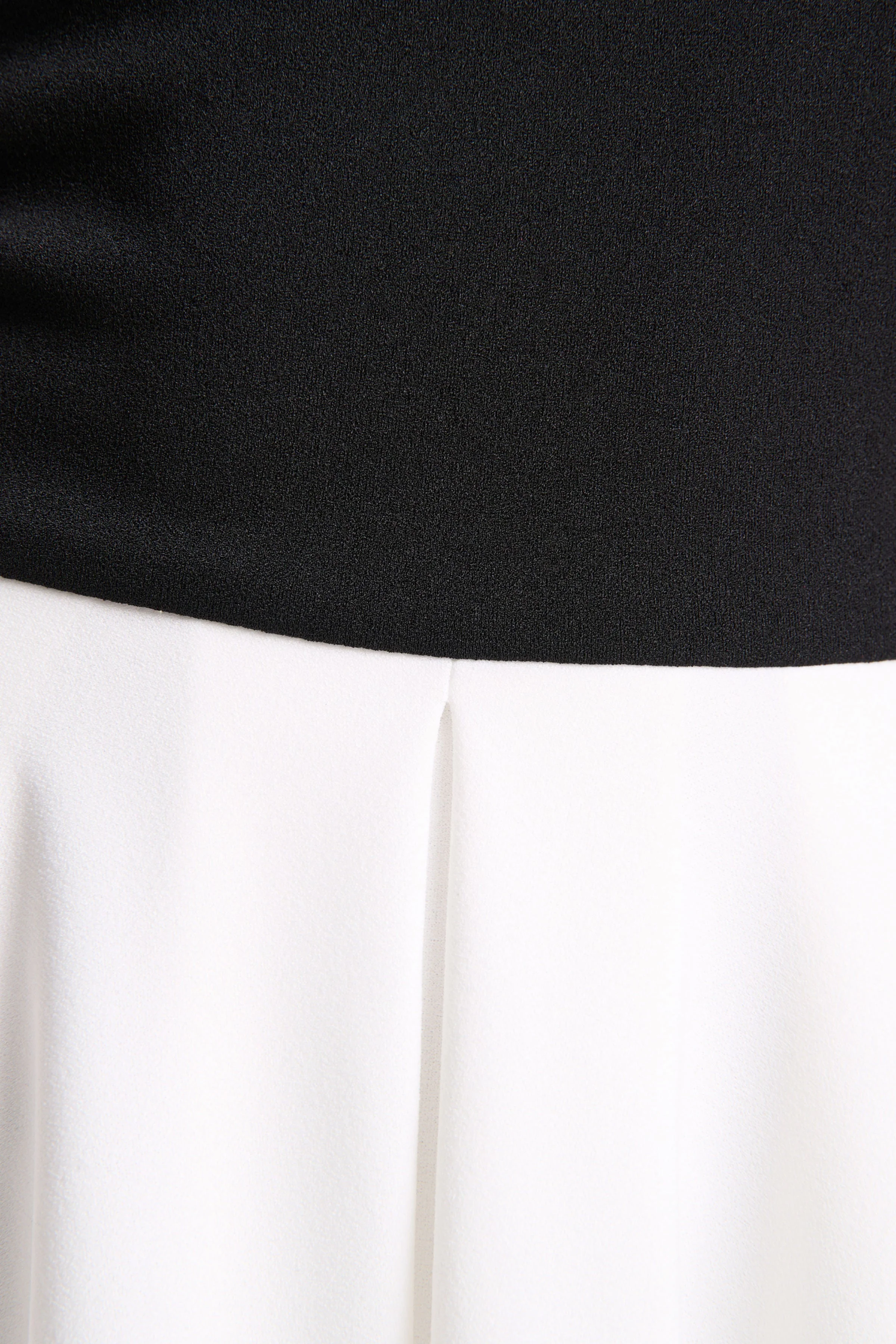 Frederica | Zwart-Witte Bardot Hals Midi Jurk - Image 6