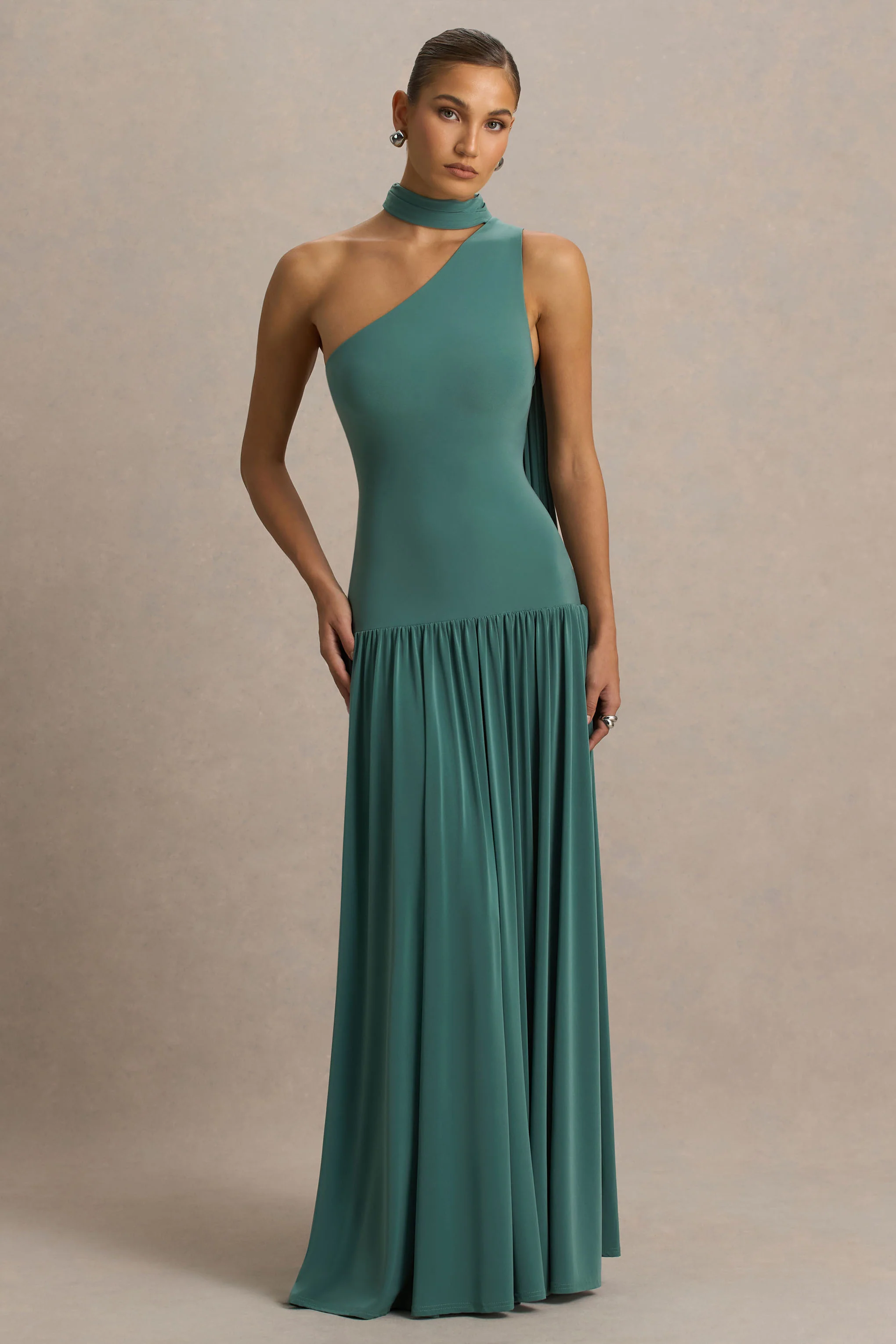 Freesia | Blauwgroene Asymmetrisch Hals Maxi Jurk Met Sjaal Detail - Image 5