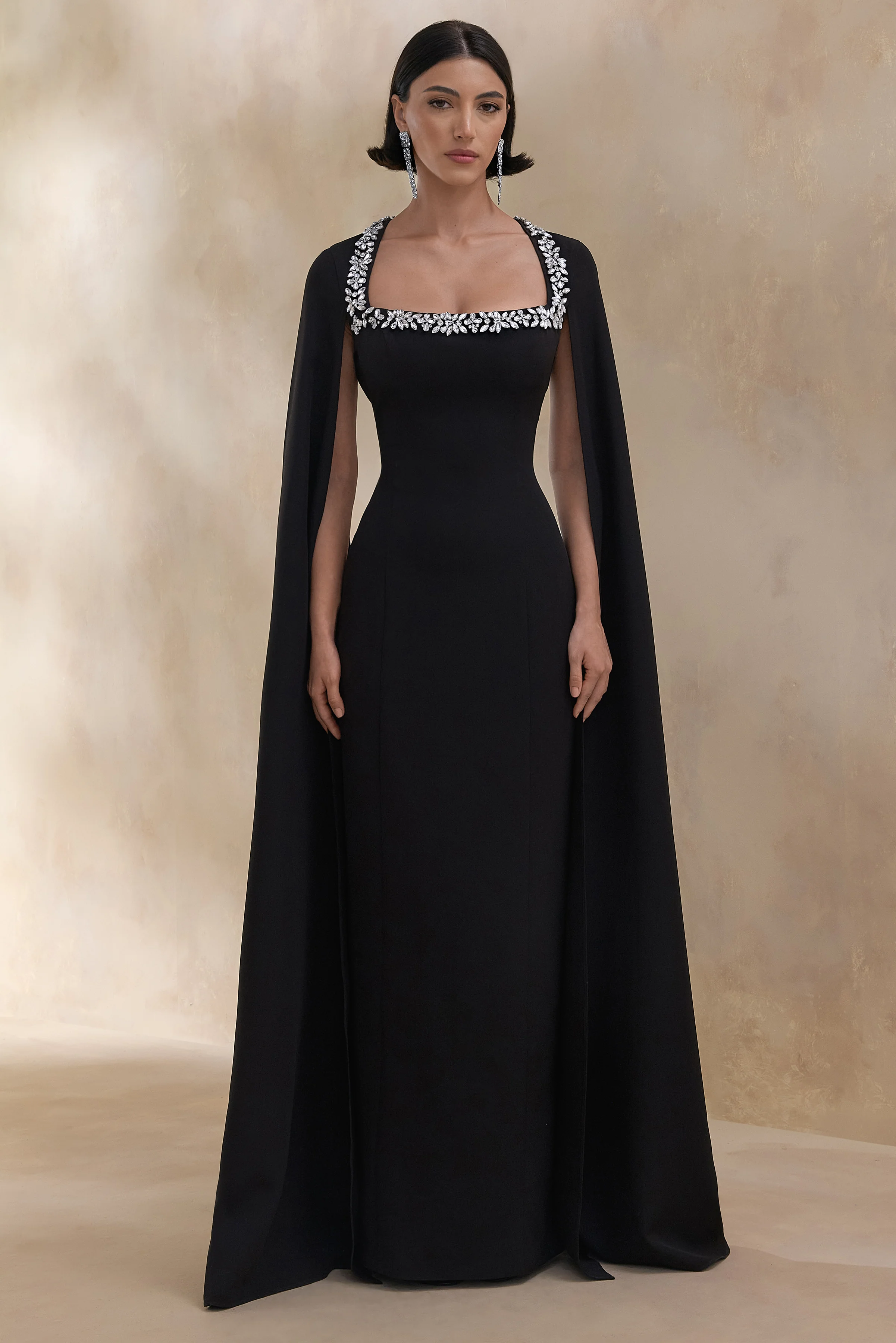 Glossy | Zwarte Geweven Vierkante Hals Maxi Jurk Met Cape Mouwen En Versierde Details - Image 5