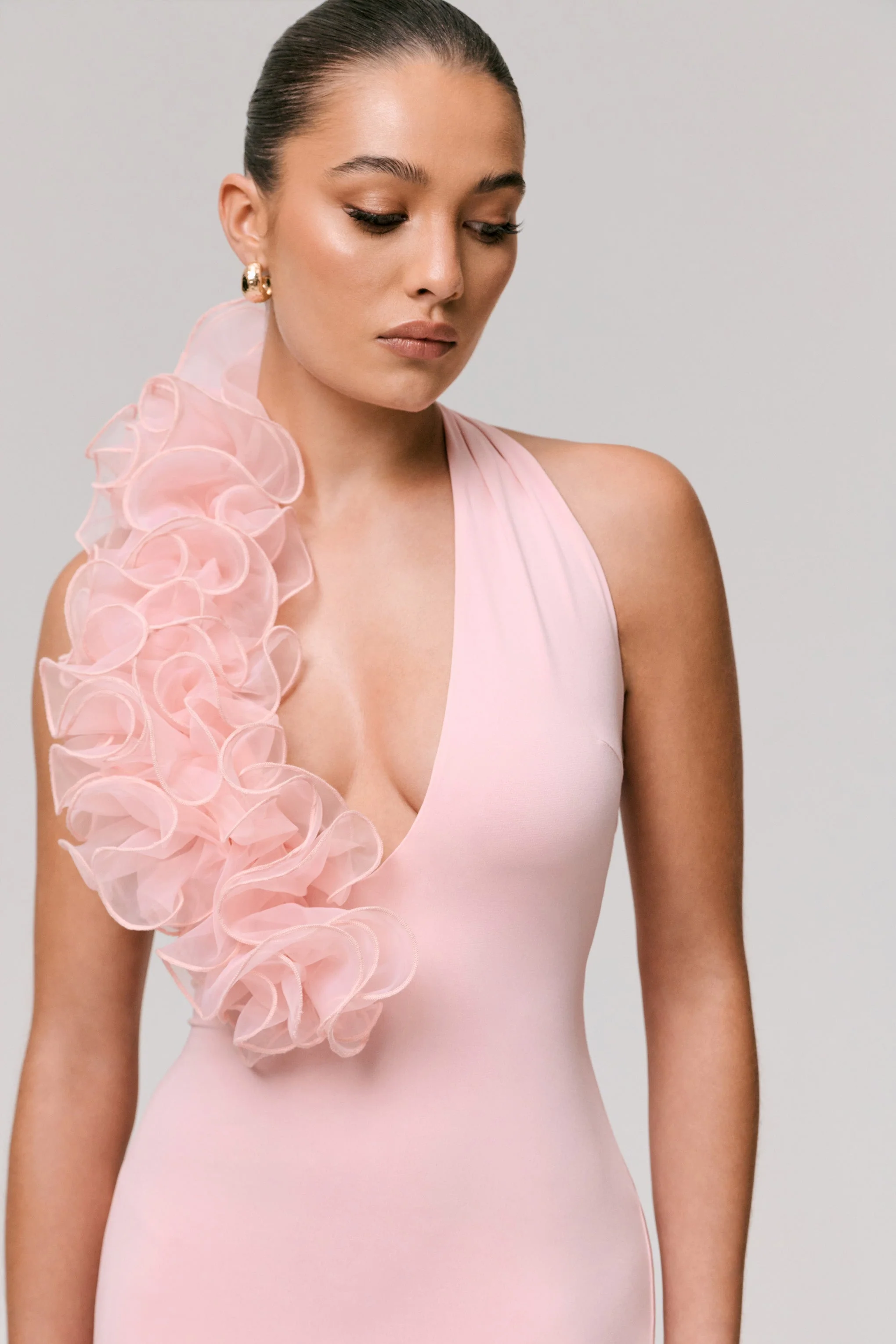 Harriet | Rode Diepe V-Hals Maxi Jurk Met Bloemen Details - Image 5