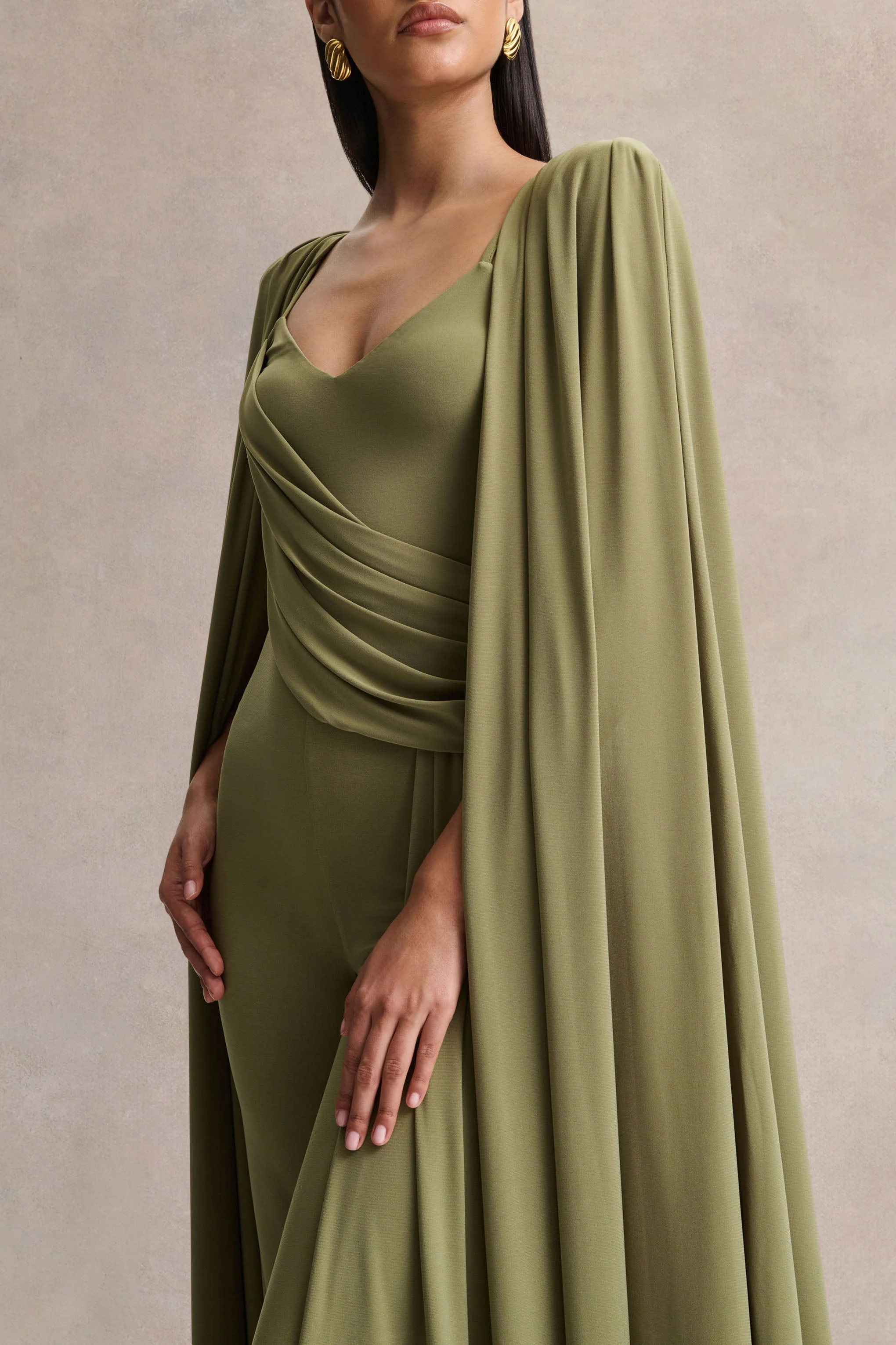 Labina | Groene Diepe V-Hals Jumpsuit Met Cape Mouwen - Image 4