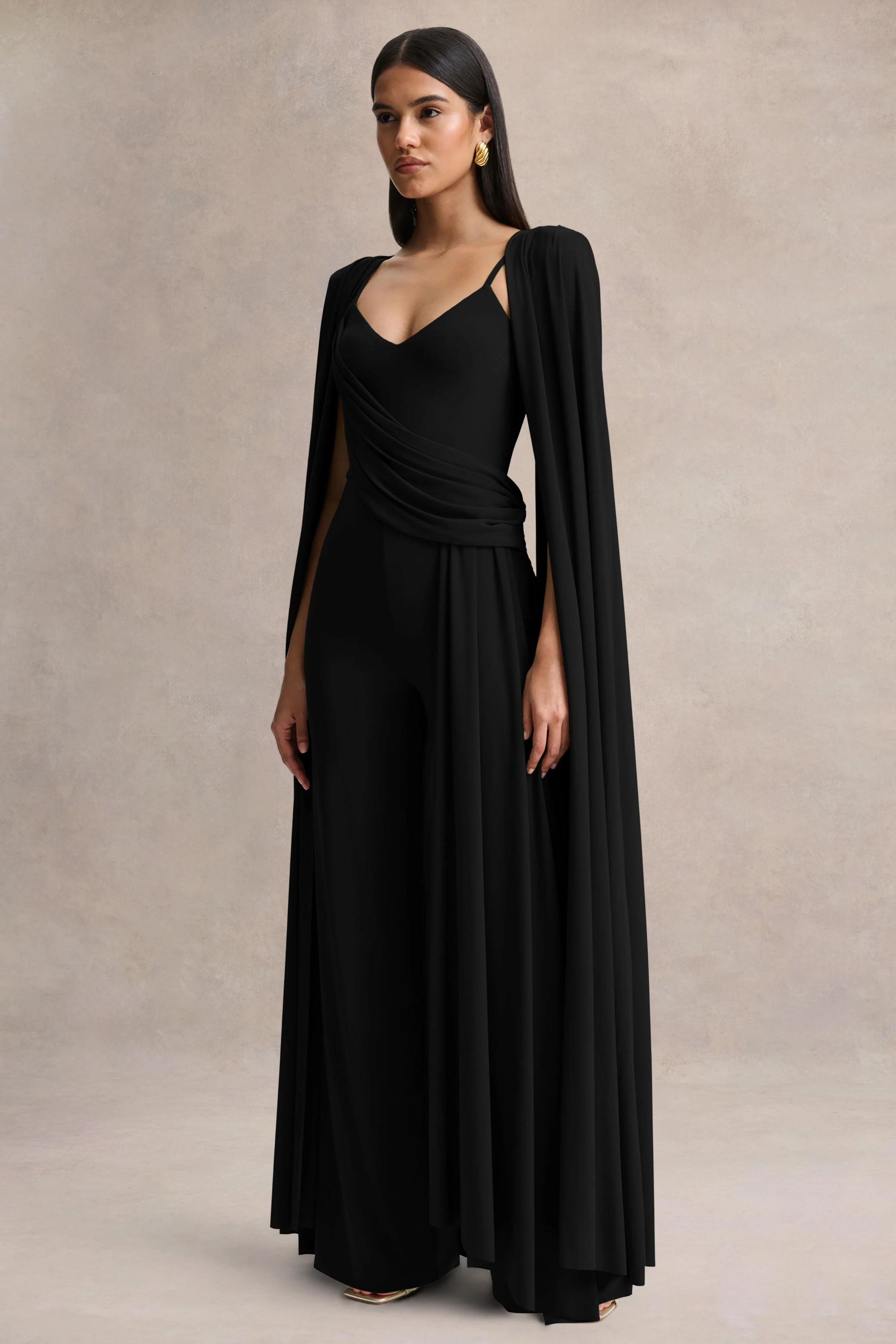 Labina | Zwarte Diepe V-Hals Jumpsuit Met Cape Mouwen - Image 5