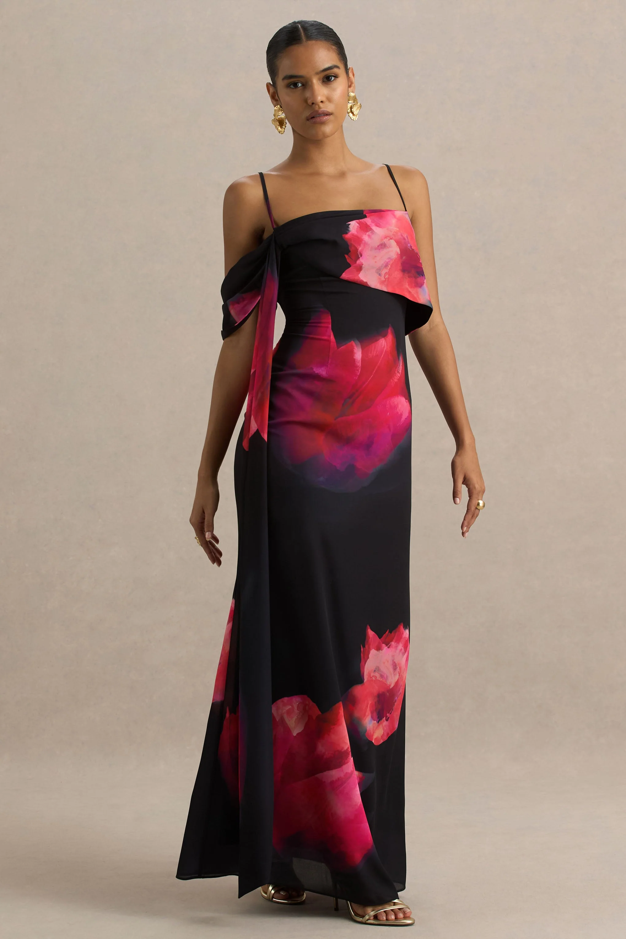 Leonara | Zwarte En Roze Bloemenprint Draperend Hals Maxi Jurk Met Eén Mouw - Image 4