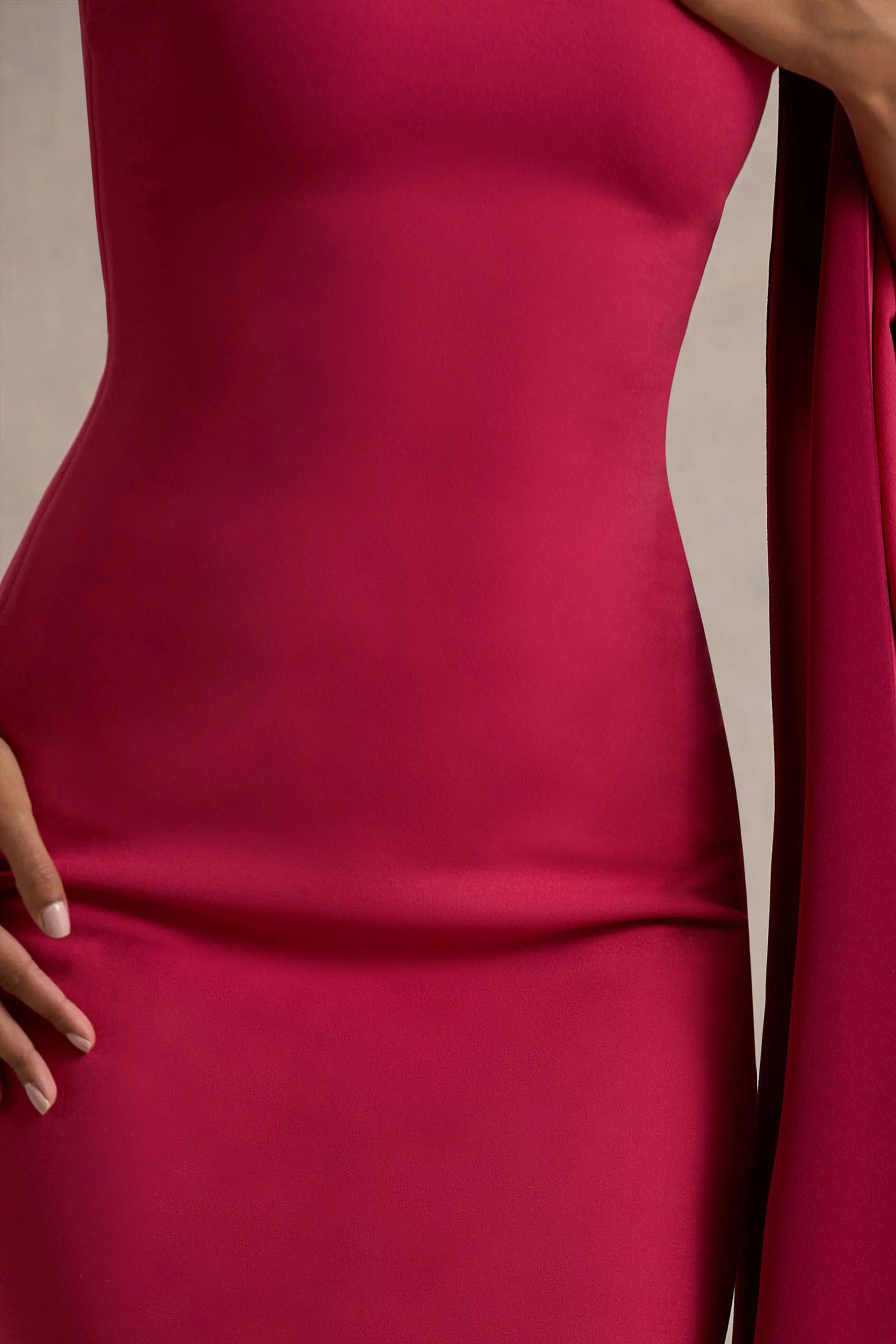 Lily | Felroze & Bordeaux Asymmetrische Maxi Jurk Met Cape Mouw - Image 6