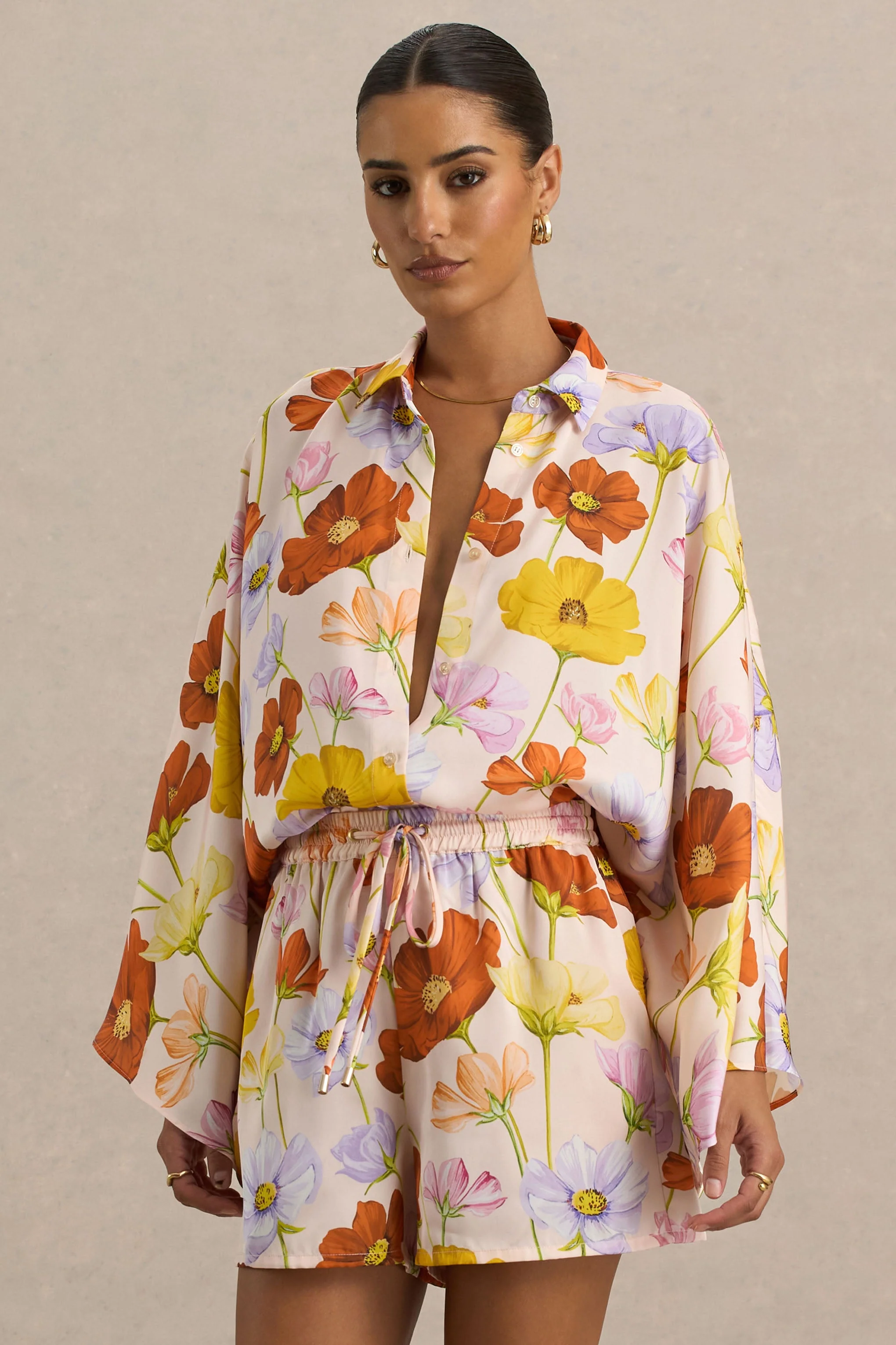 Lolite | Felkleurige Bloemenprint T‑Shirt Met Lange Mouwen - Image 6