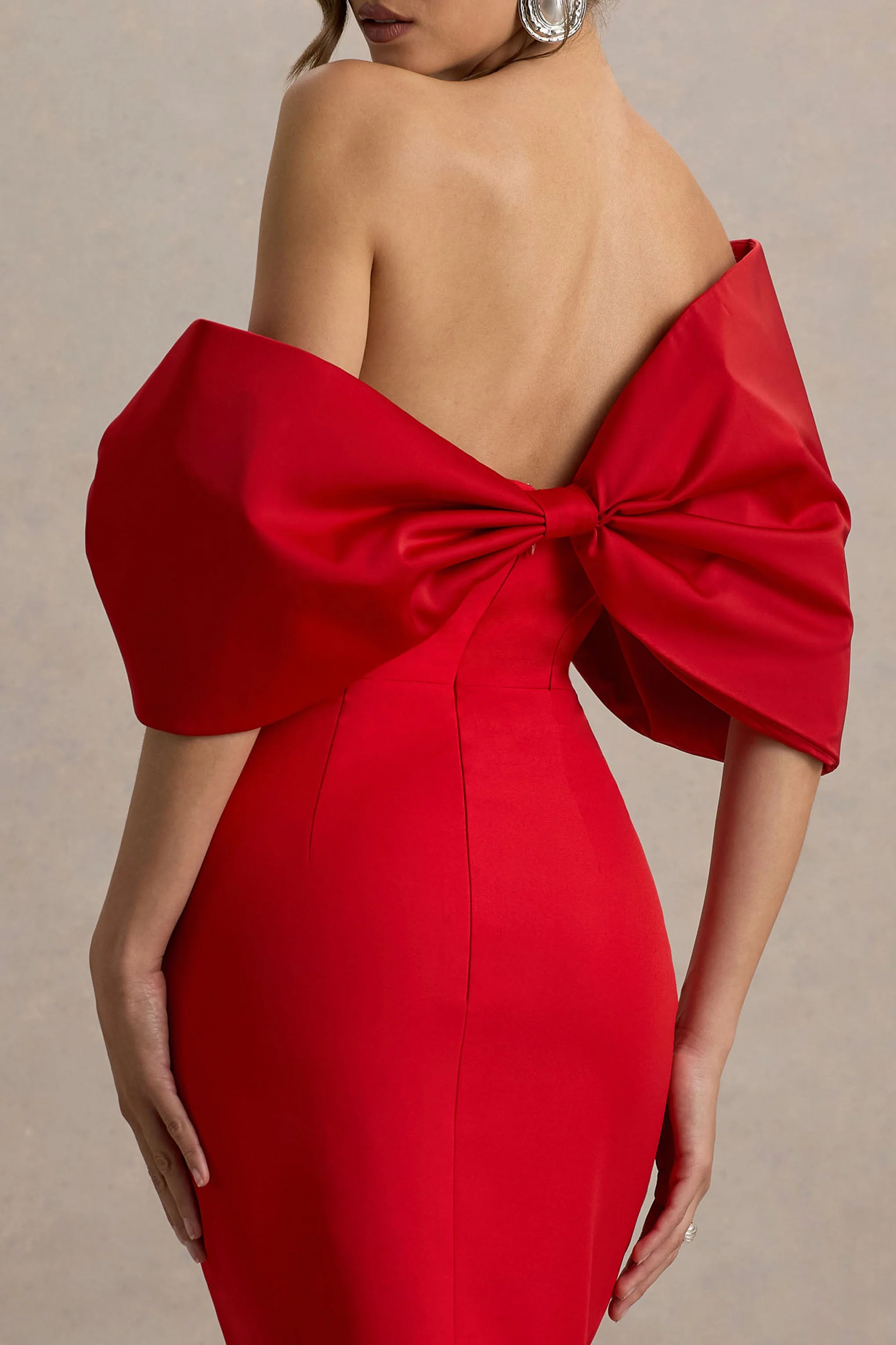 Lucille | Rode Asymmetrische Bardot Midi Jurk - Image 3