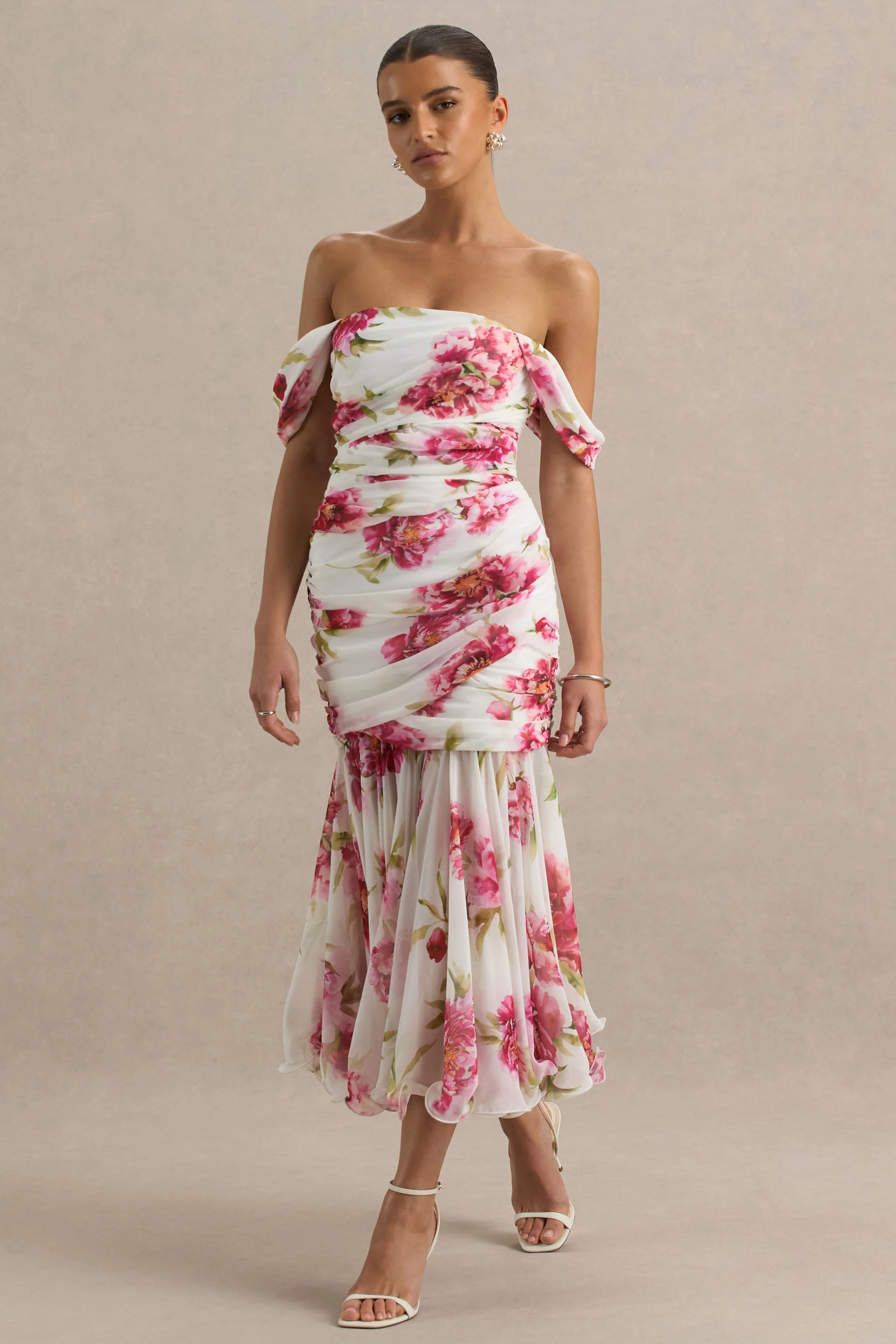 Madelyn | Crème Bloemenprint Gerimpeld Bardot overslag Maxi Jurk Met Kort Mouwen - Image 4