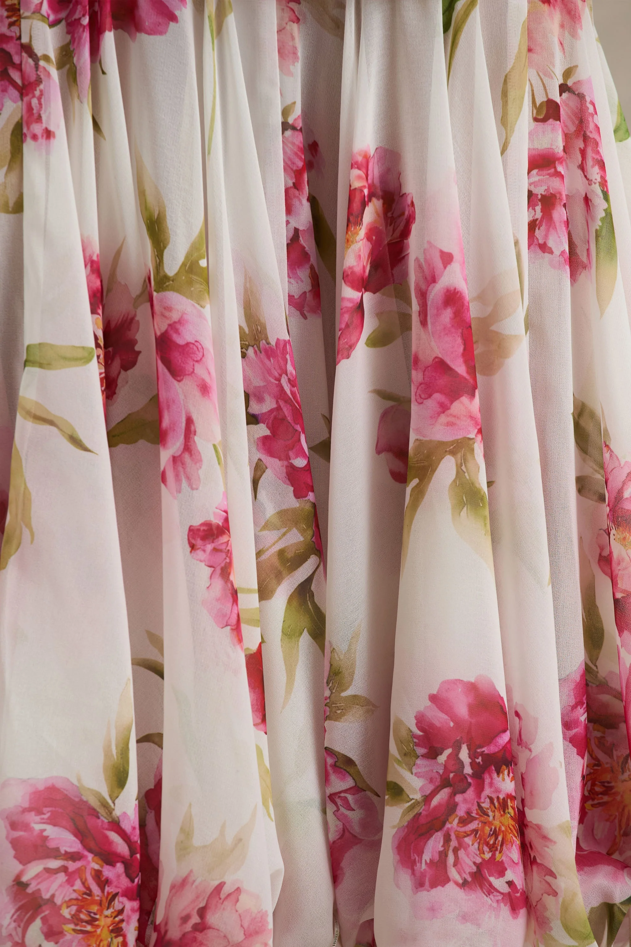 Madelyn | Crème Bloemenprint Gerimpeld Bardot overslag Maxi Jurk Met Kort Mouwen - Image 7