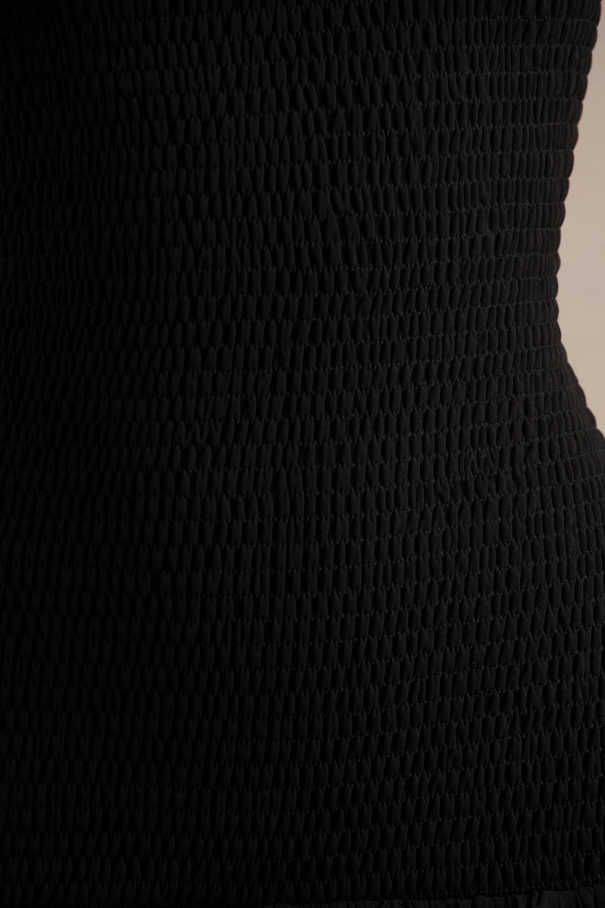Maeva | Zwarte Vierkante Hals Fishtail Maxi Jurk Met Gerimpeld Details - Image 8