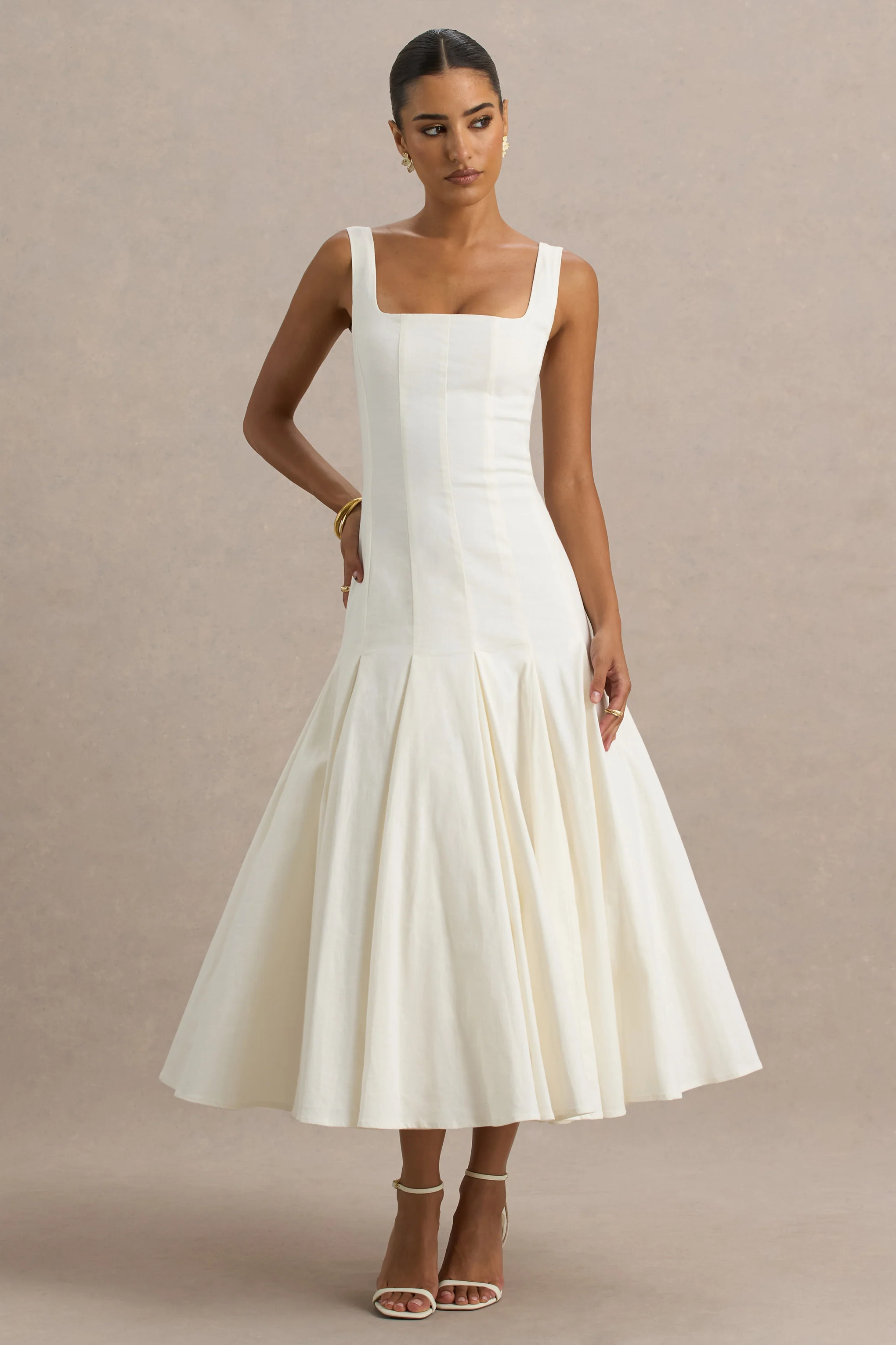 Magnolia | Witte Ronde Hals Midi Jurk Met Verlaagde Taille En Ruches Detail - Image 4