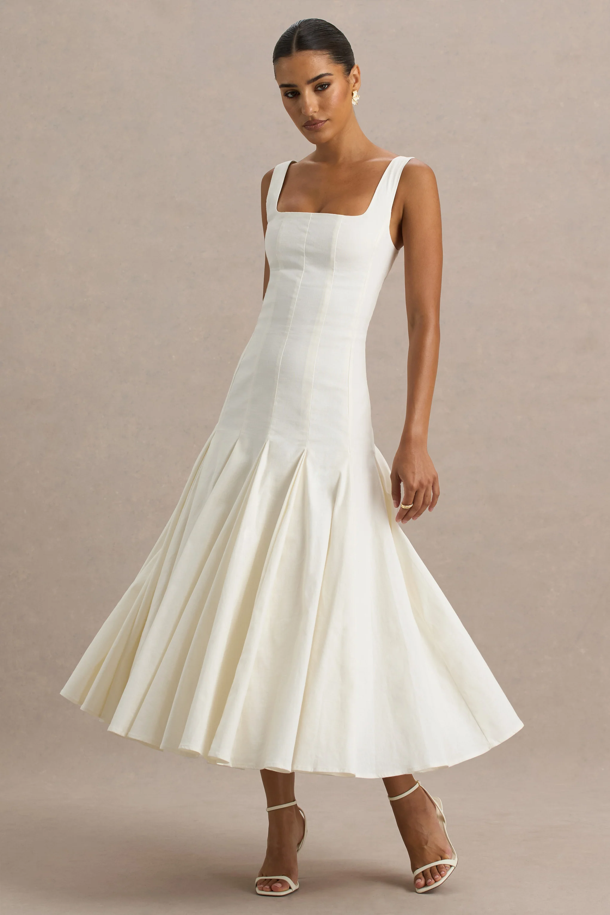 Magnolia | Witte Ronde Hals Midi Jurk Met Verlaagde Taille En Ruches Detail - Image 5