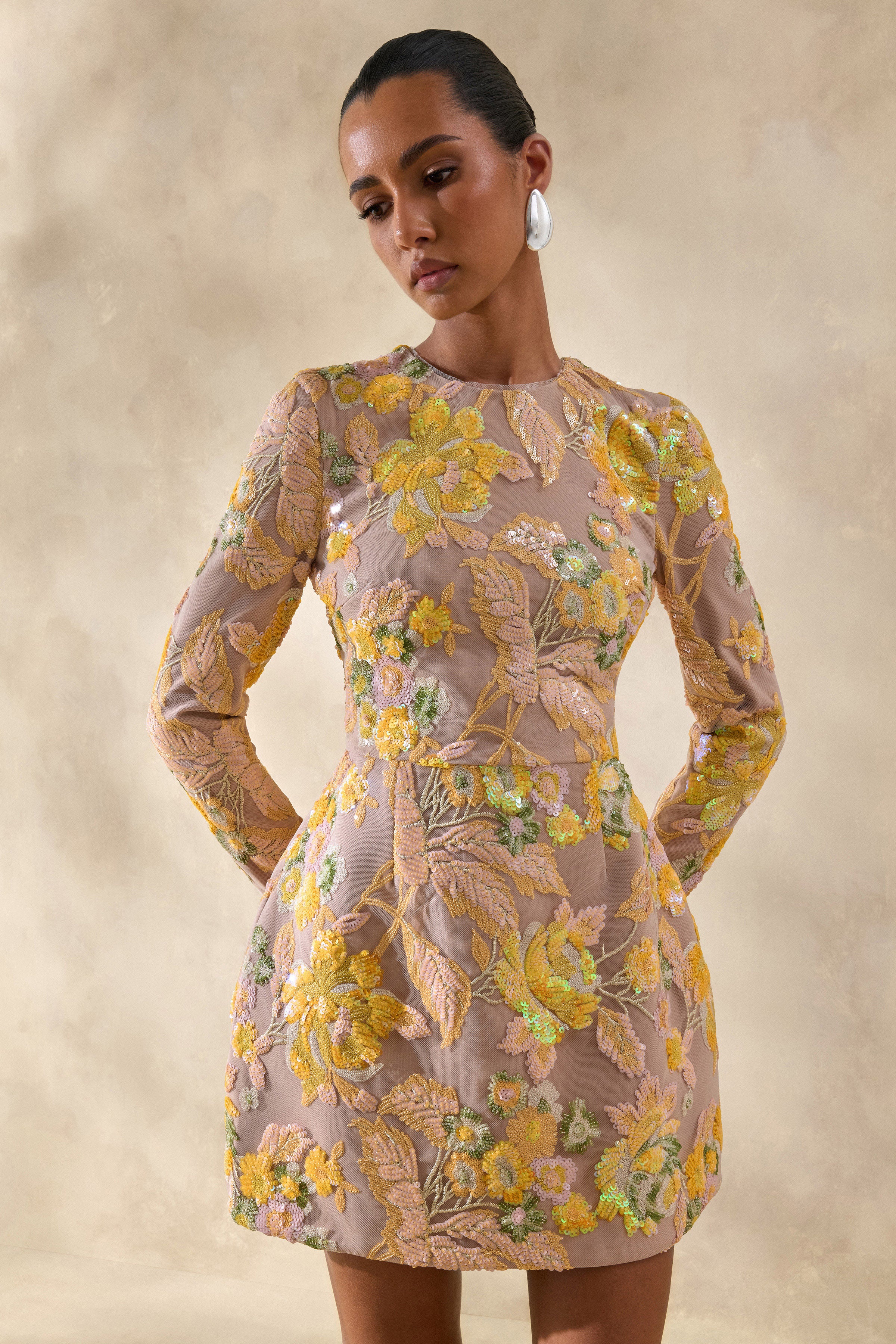Merdia | Gele Versierde Bloemenprint Ronde Hals Mini Jurk - Image 7