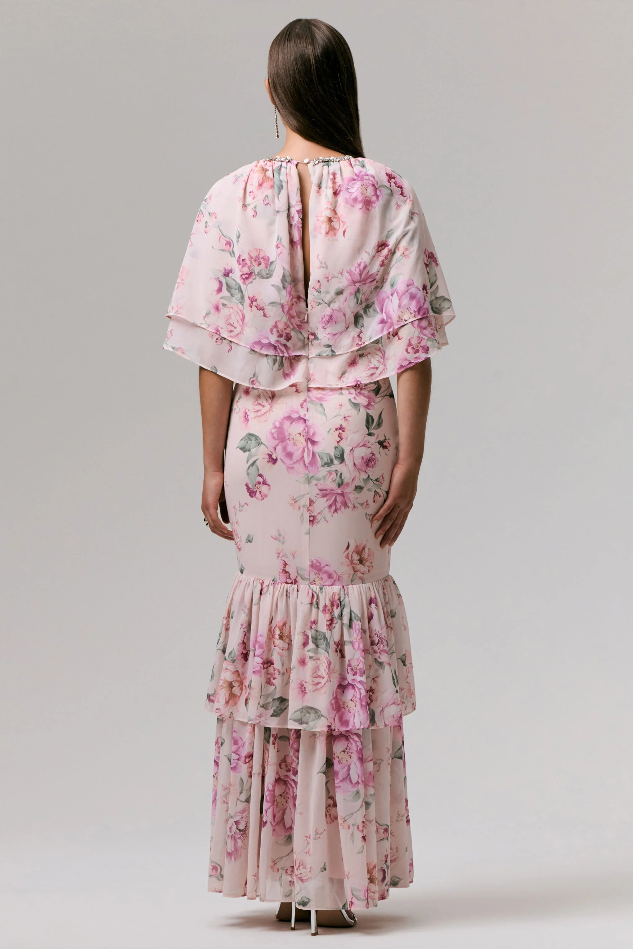 Never Let Go | Roze Bloemenprint Chiffon Maxi Jurk Met Gelaagde Zoom - Image 3