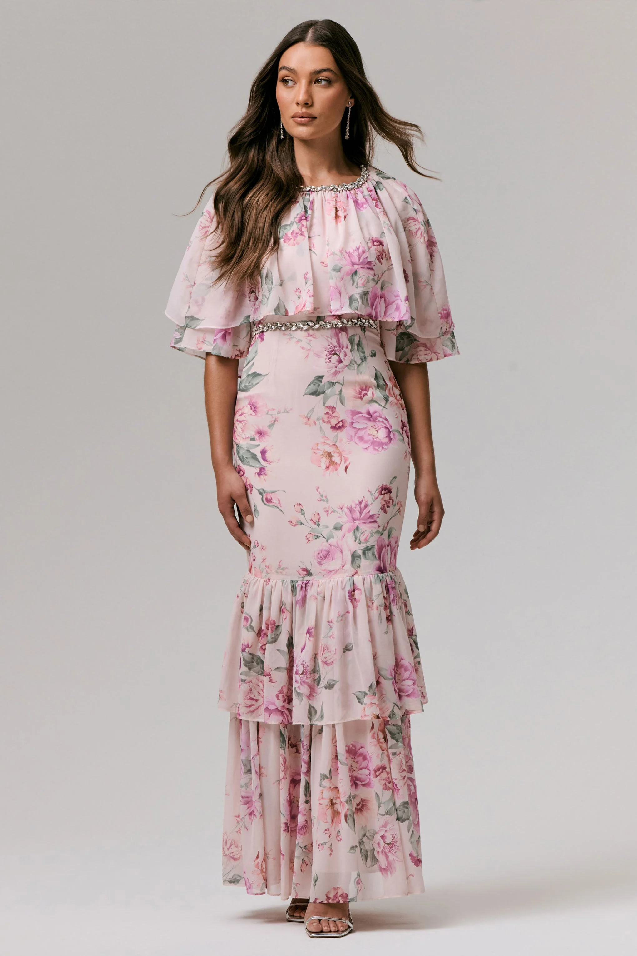 Never Let Go | Roze Bloemenprint Chiffon Maxi Jurk Met Gelaagde Zoom - Image 5
