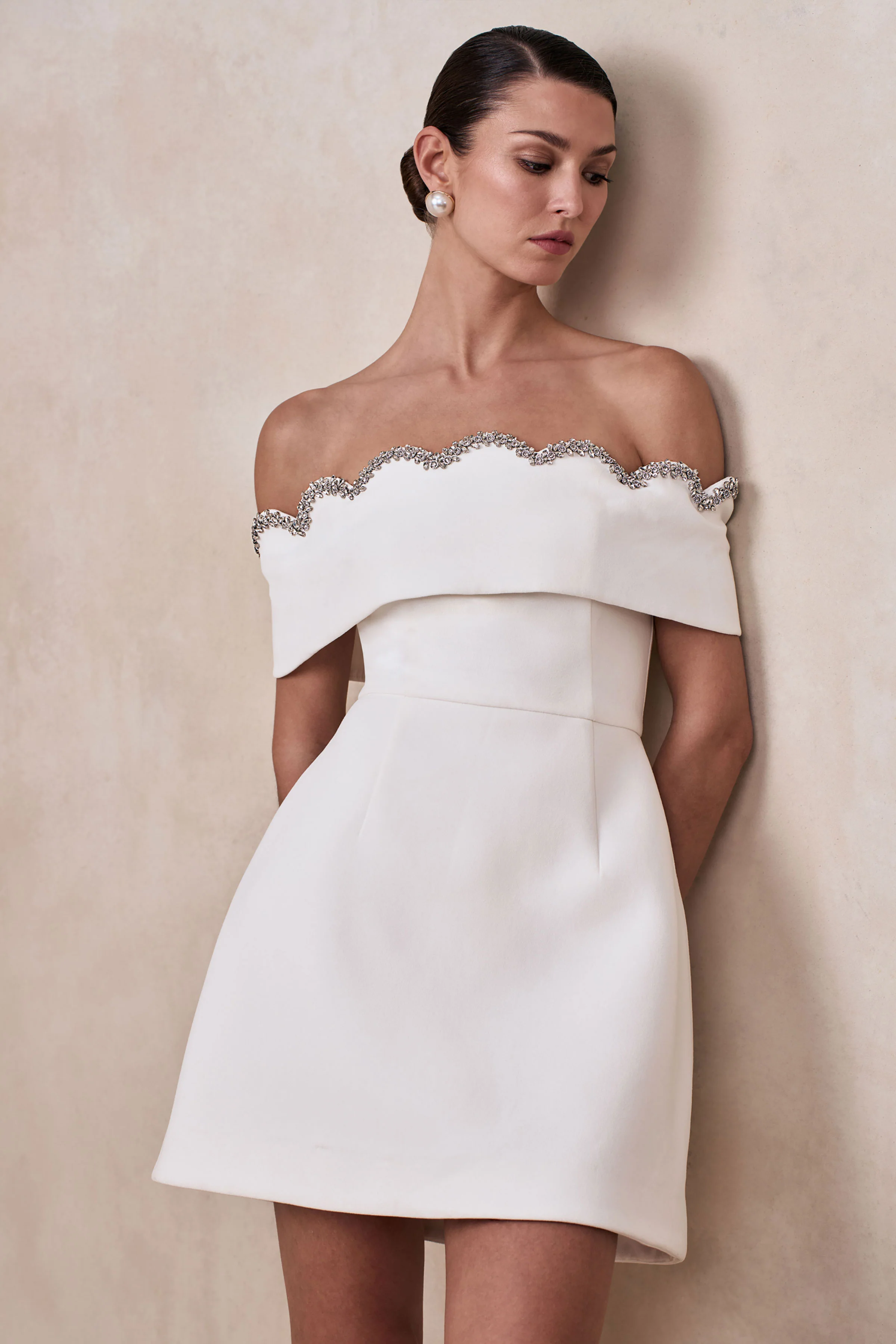 Norella | Witte Geschulpte Bardot Hals Mini Jurk - Image 3