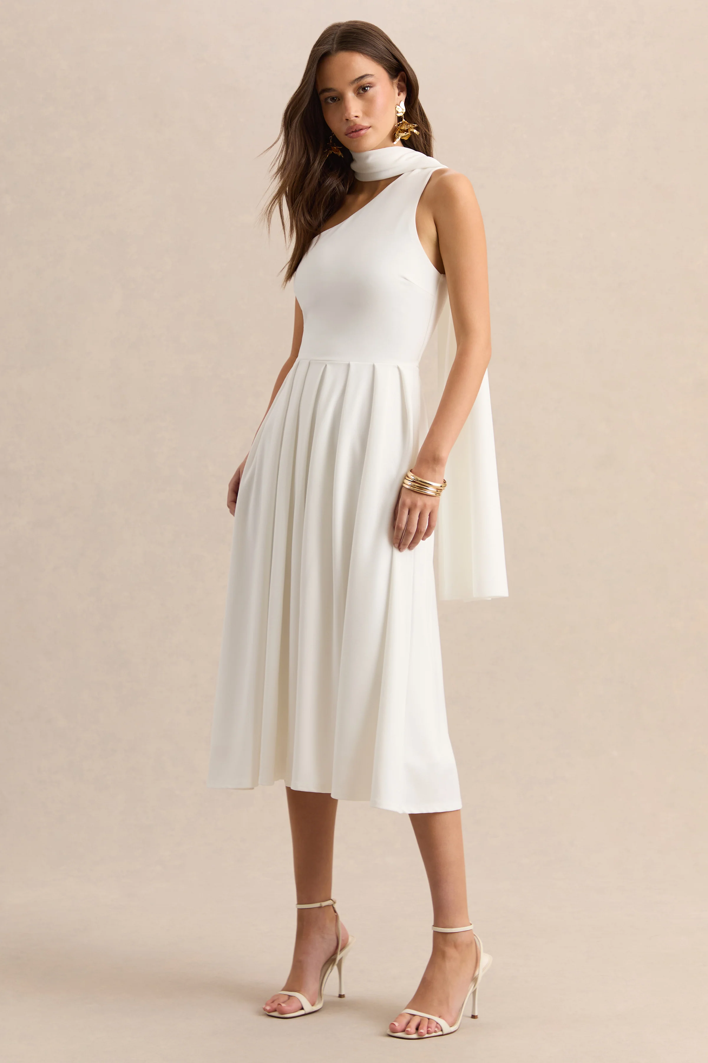Odette | Witte Asymmetrische Hals Midi Jurk Met Sjaal - Image 5