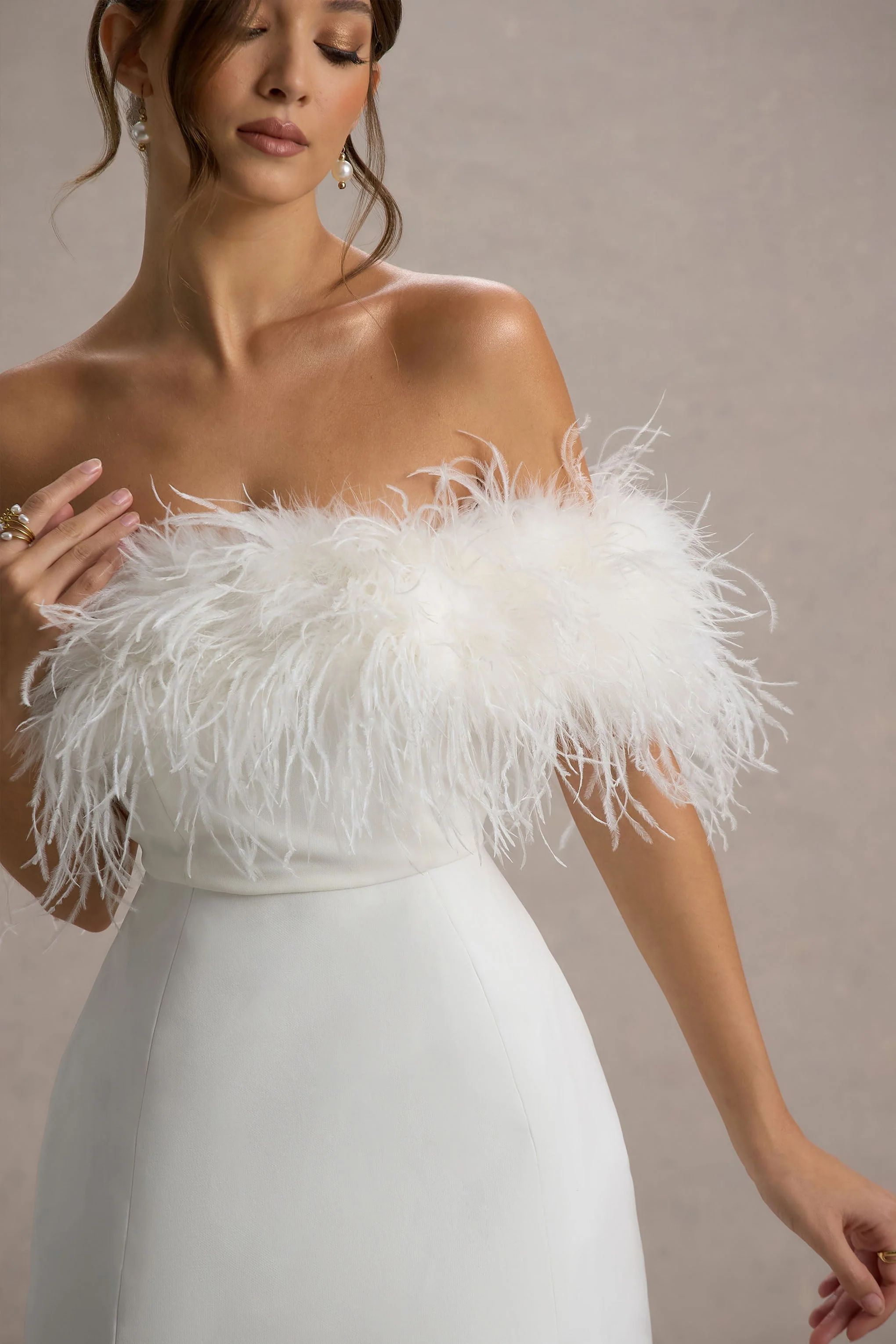 Palace | Witte Bardot Mini Jurk Met Veren Rand - Image 7