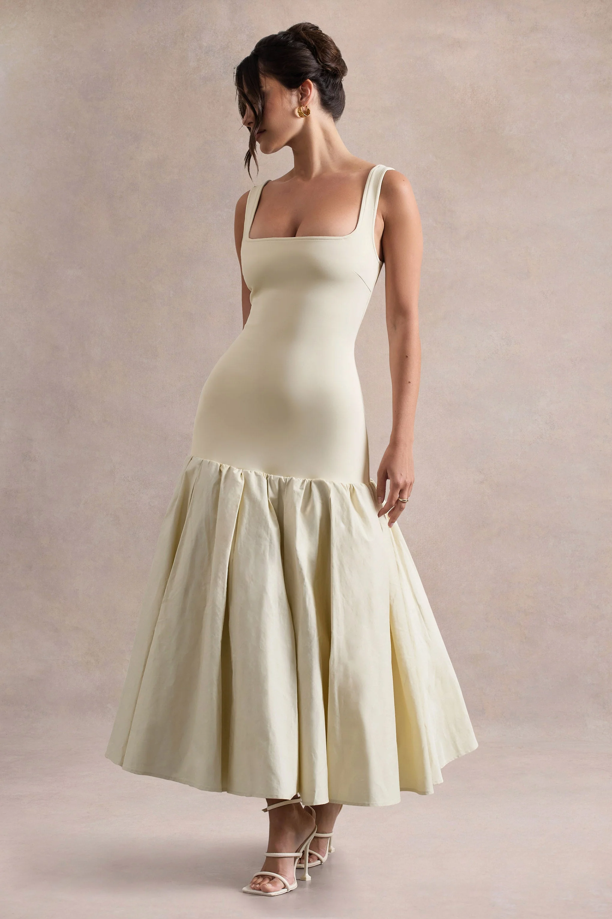 Parida | Crème Poplin Midi Jurk Met Verlaagde Taille En Peplum Zoom - Image 6