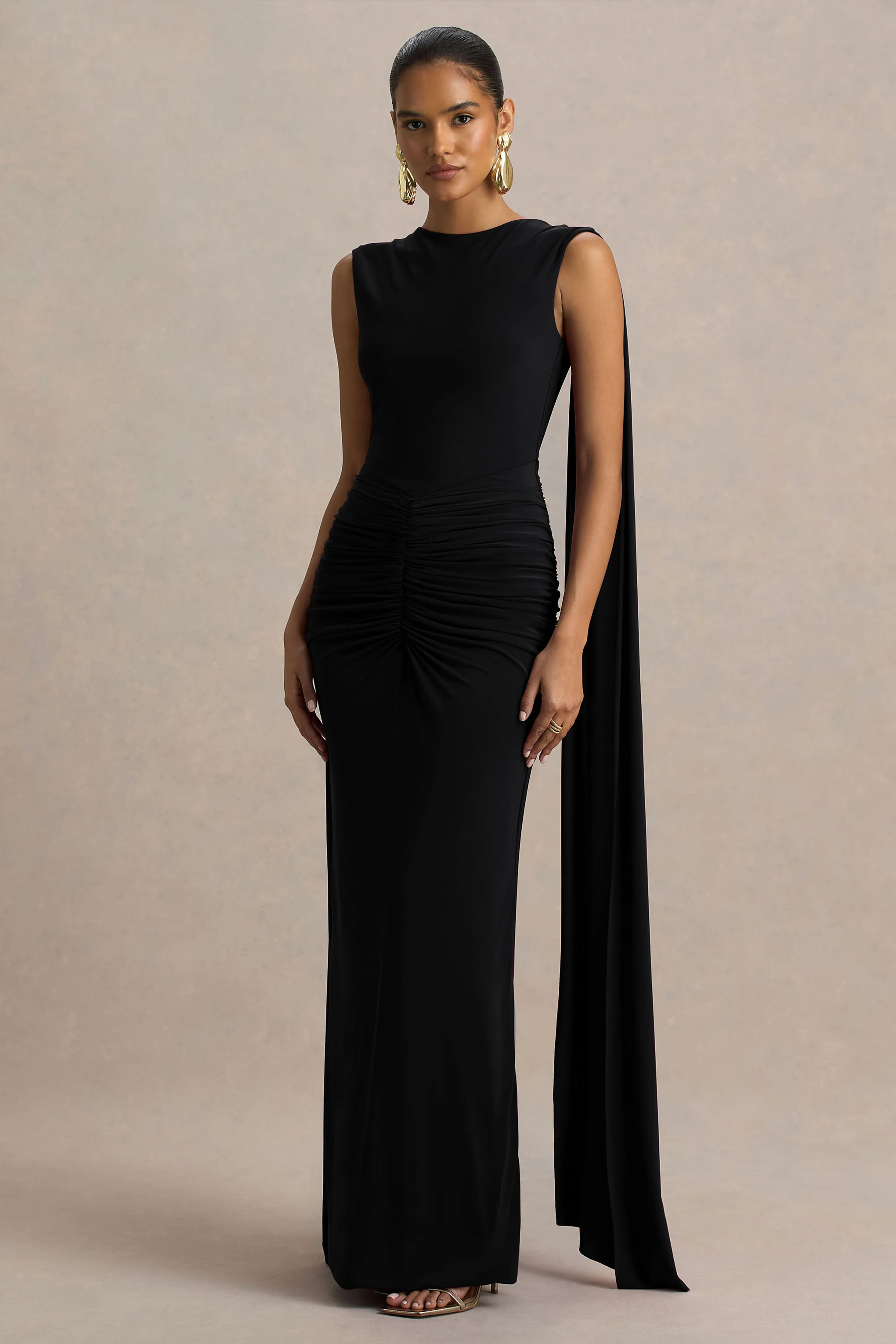 Premiere | Zwarte Boot Hals Maxi Jurk Met Open Rug En Cape Mouwen - Image 4