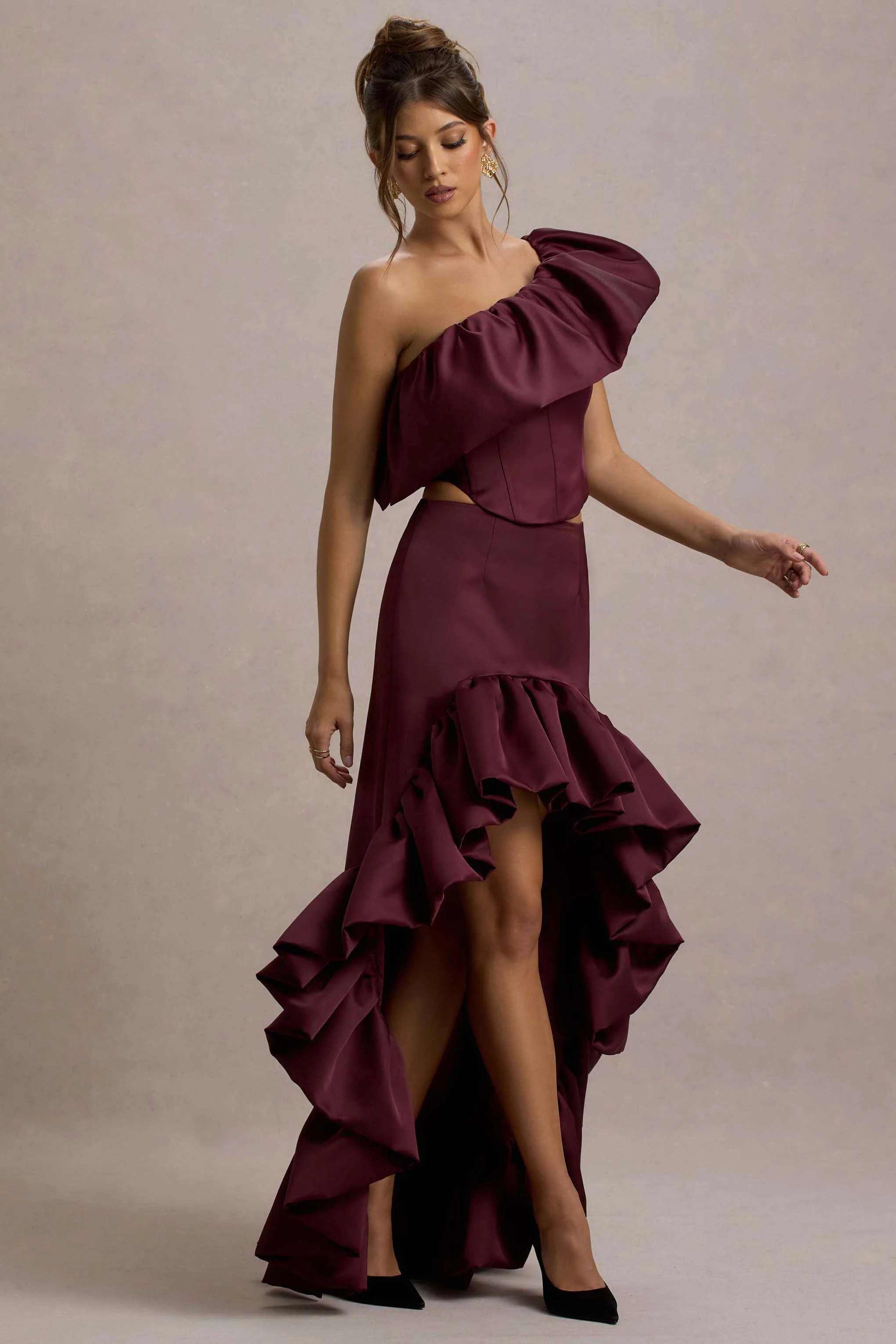 Ruby | Merlot Satijnen Maxi Rok Met Hoog-Lage Hem - Image 5