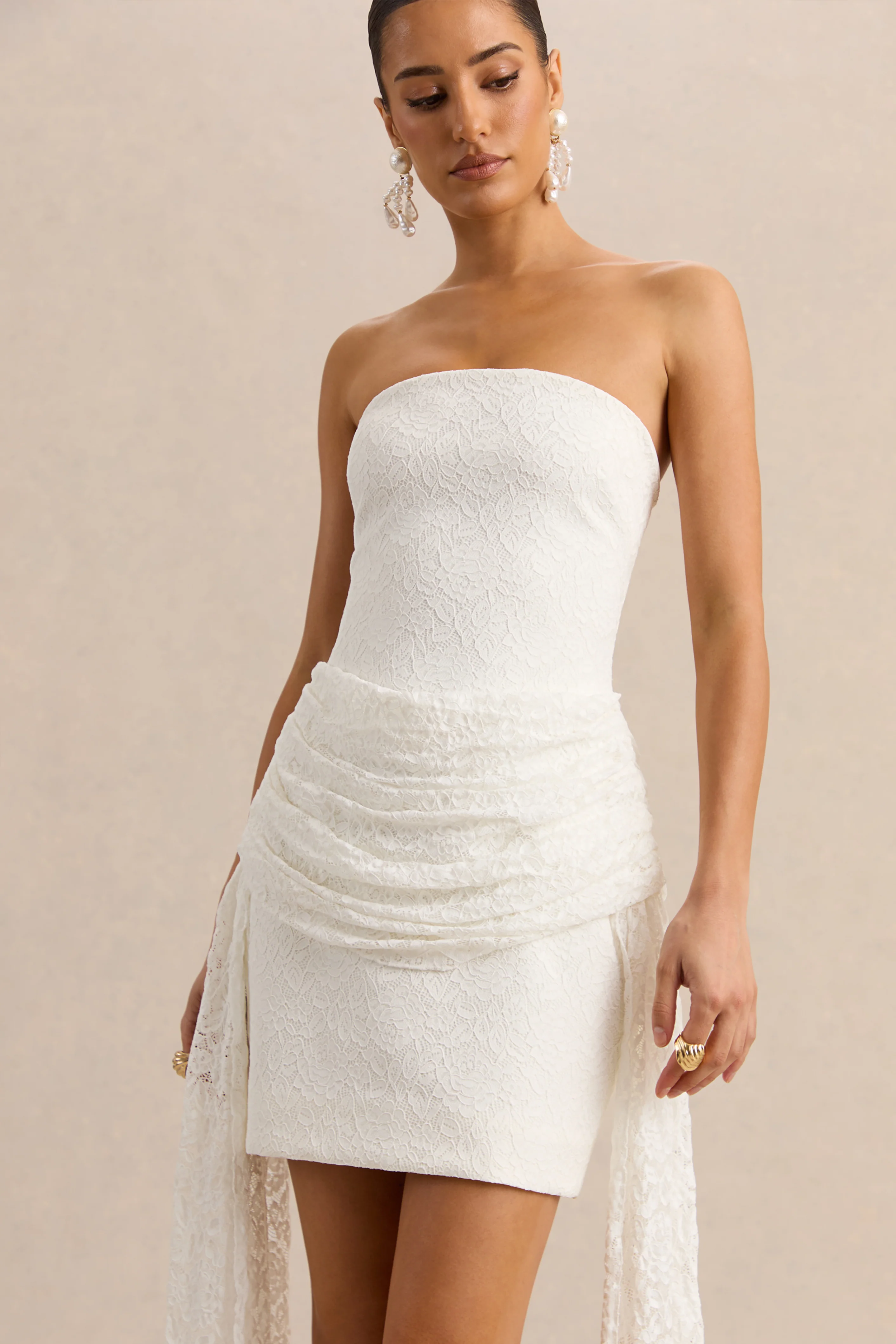Sabrelle | Witte Bandeau-Hals Mini Jurk Met Draperende Details - Image 3