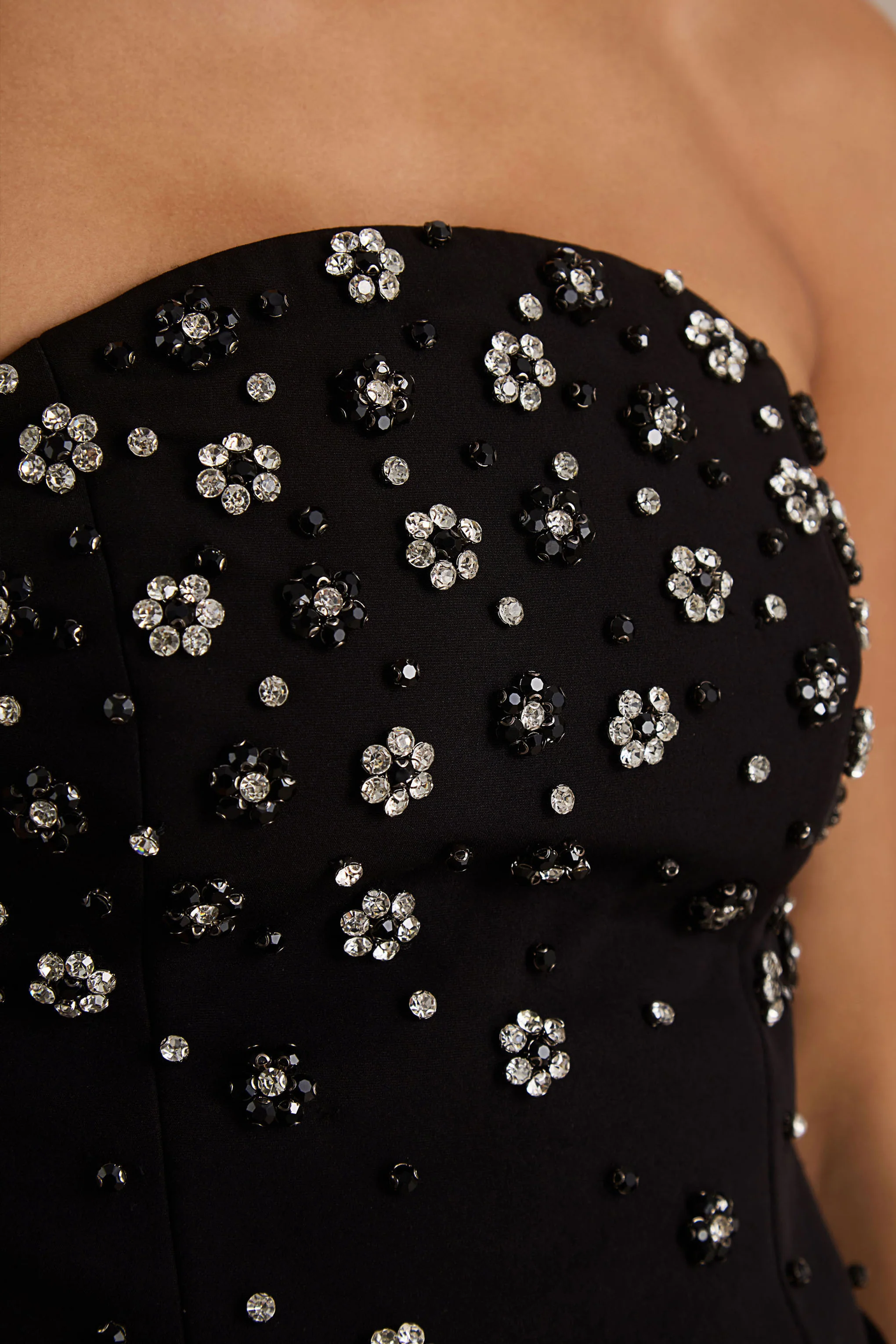 Saphira | Zwarte Vierserde Bandeau Hals Maxi Jurk - Image 6