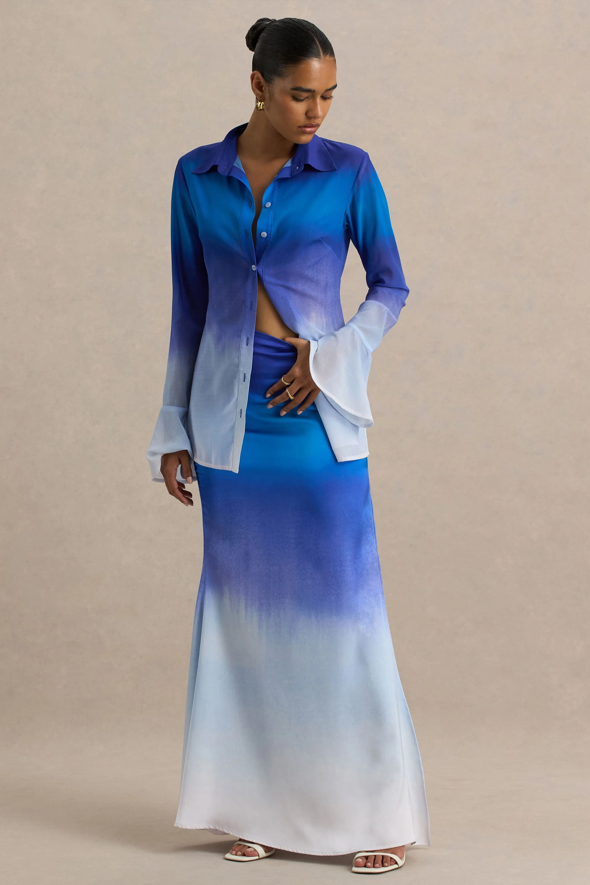 Serita | Blauwe Ombre Satijnen Split Maxi Rok - Image 3