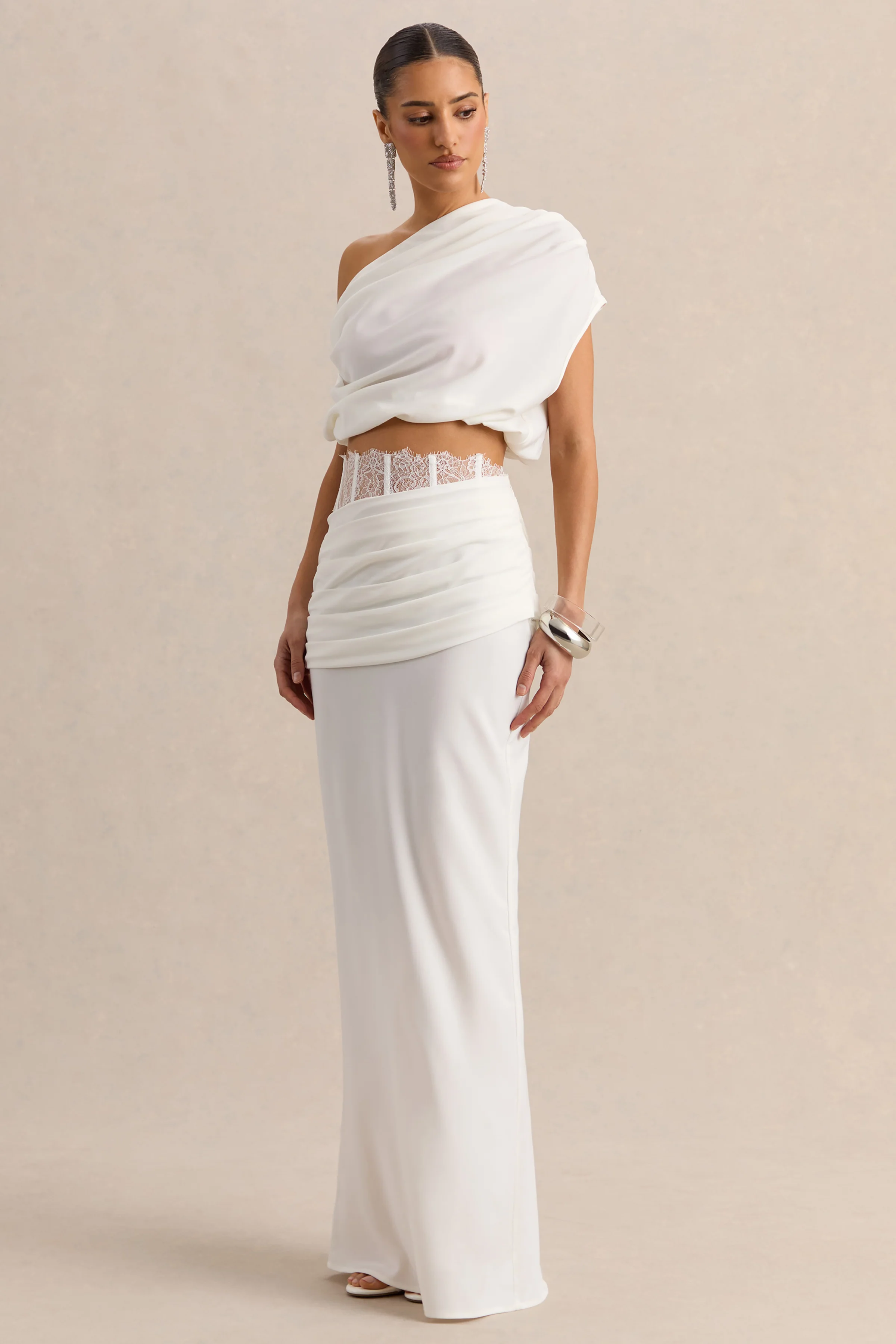 Silora | Witte Satijnen Maxi Rok Met Kanten Detail - Image 6