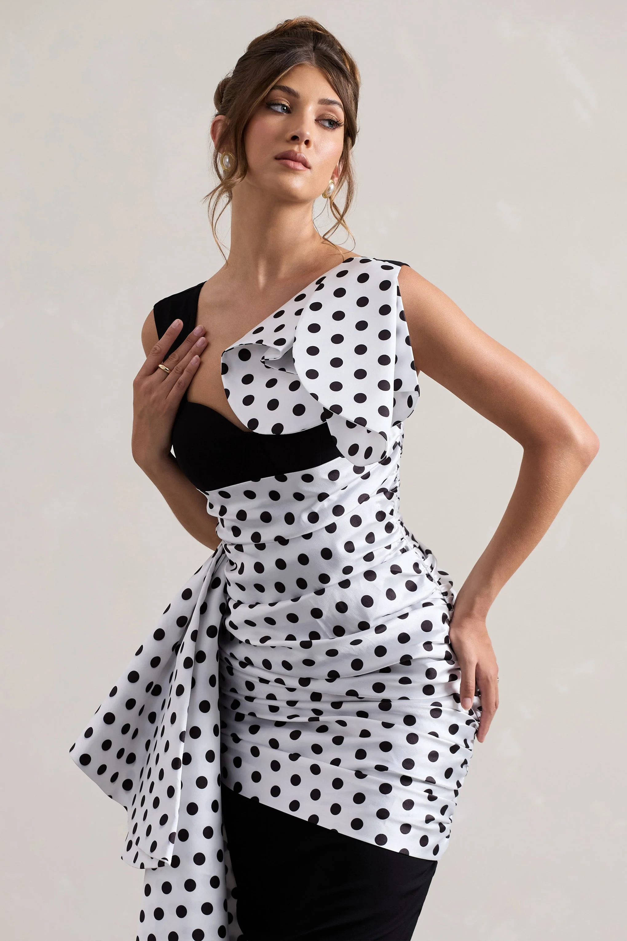 Unattainable | Zwarte Stippen Print Overslag Midi Jurk Volumineuze Drapering - Image 3
